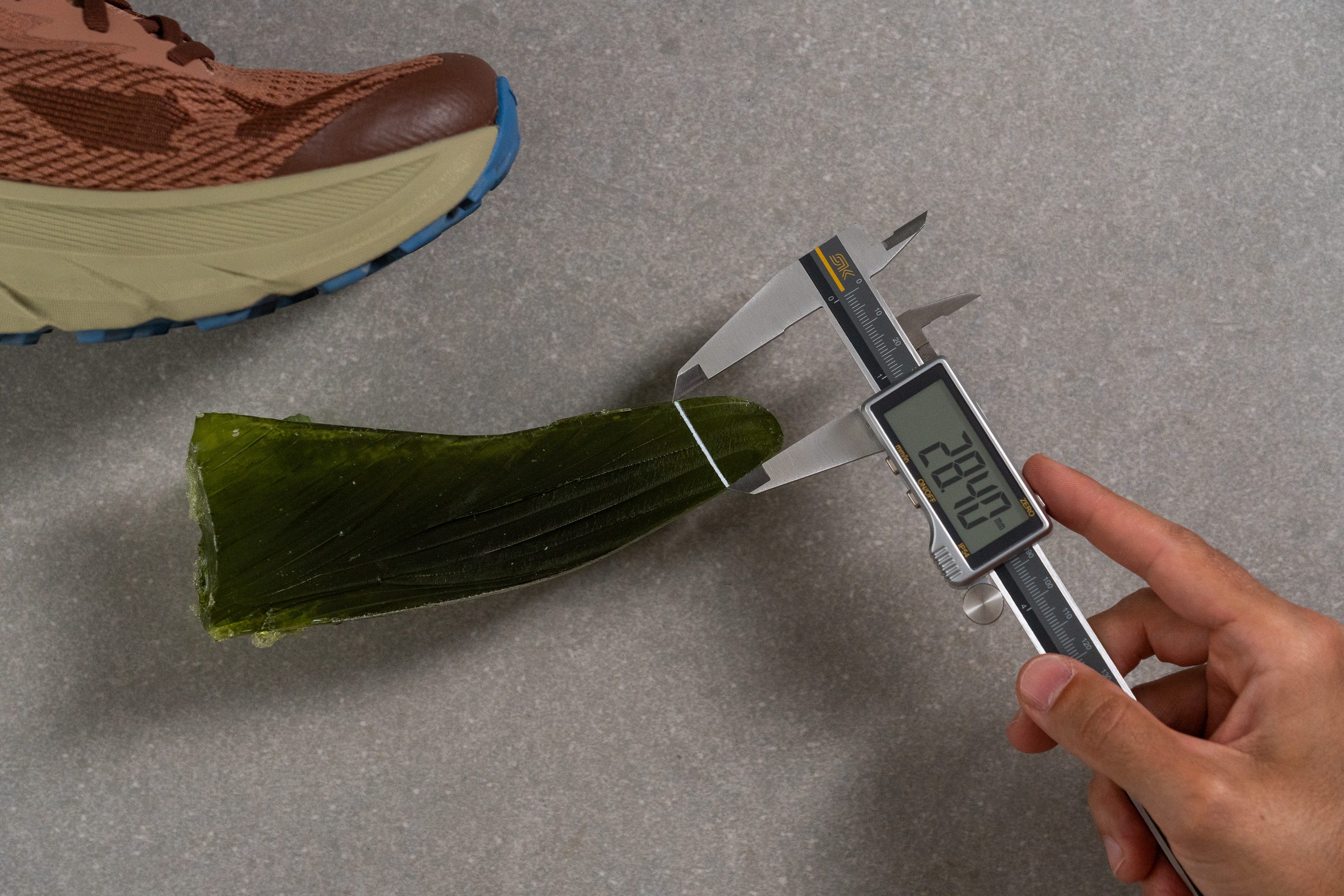 HOKA Challenger 8 Toebox height