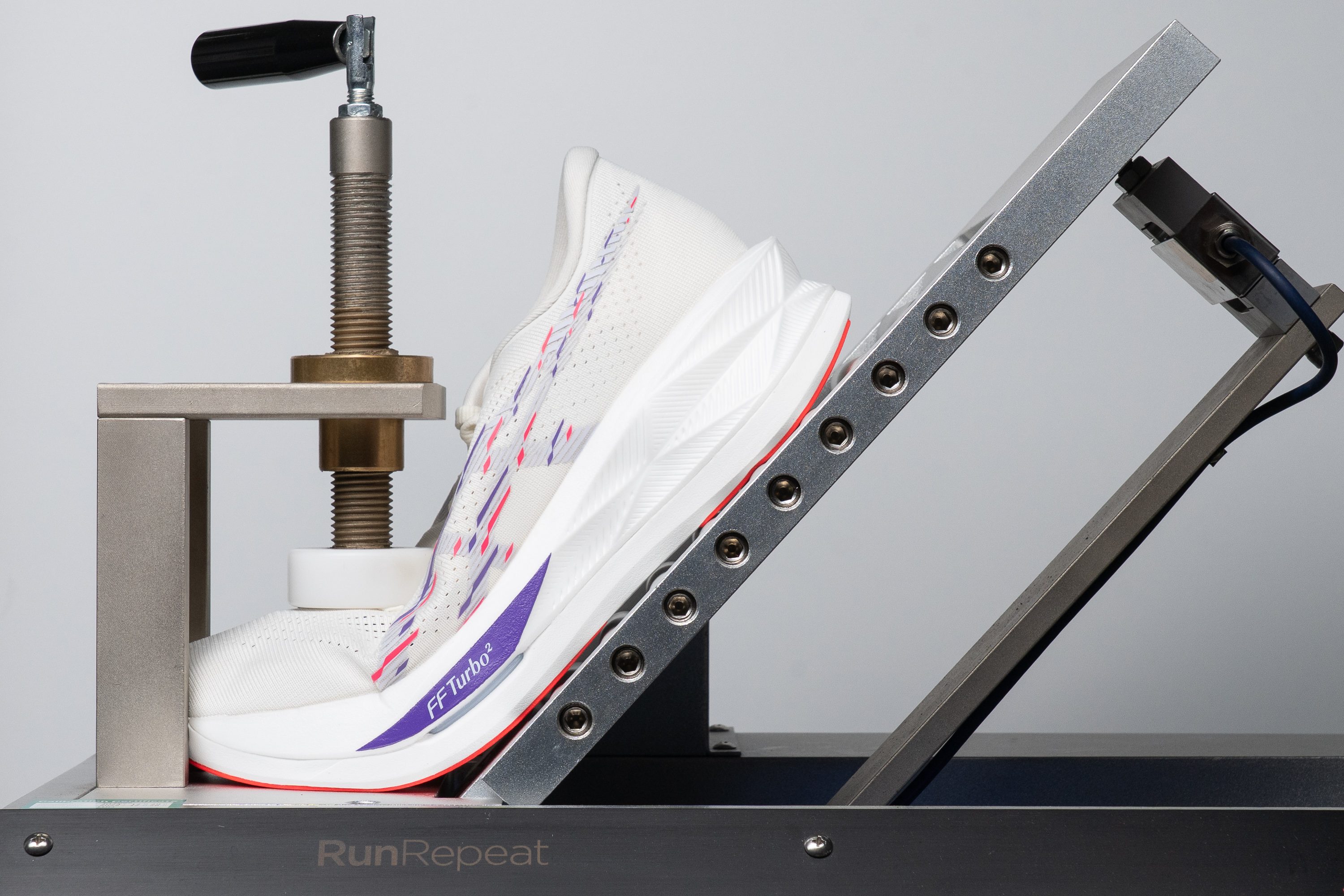 ASICS Sonicblast Flexibility / Stiffness
