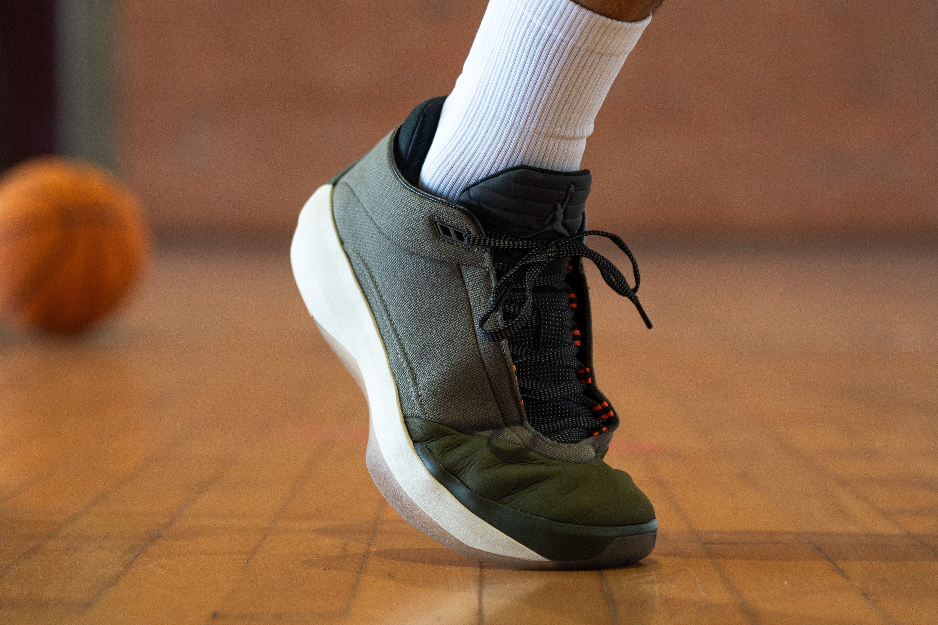 Air Jordan 40 stiffness