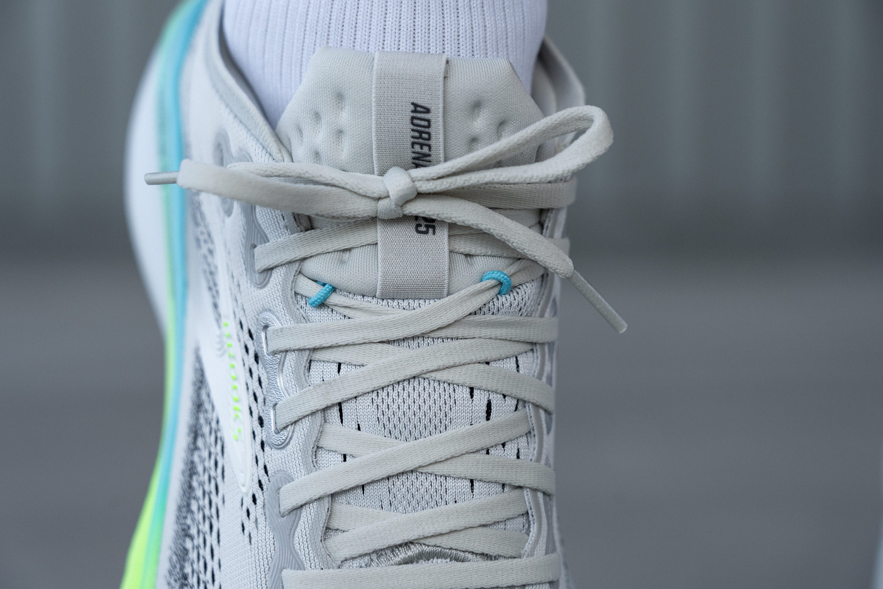 Brooks Adrenaline GTS 25 tongue design