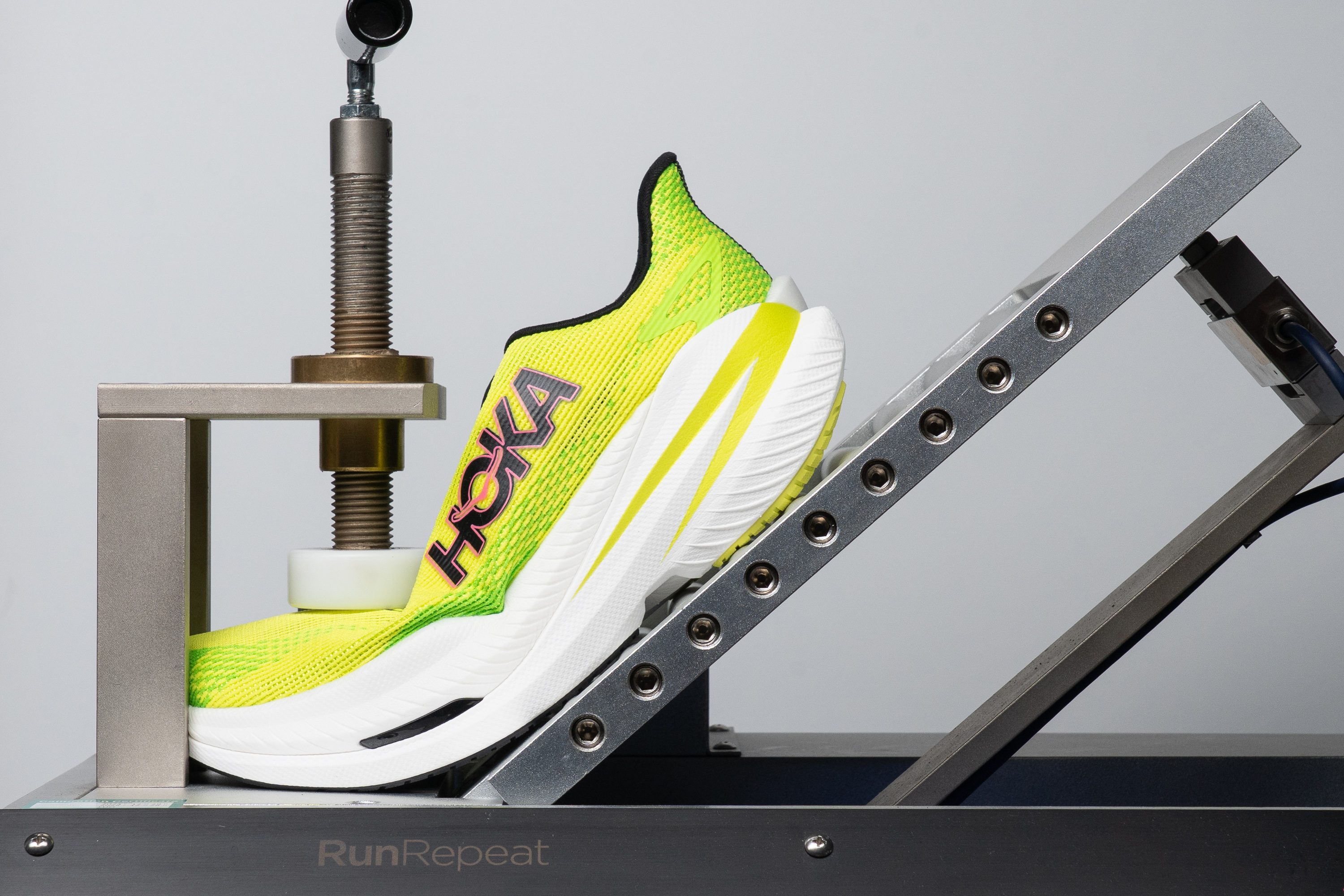 HOKA Mach X 3 Flexibility / Stiffness