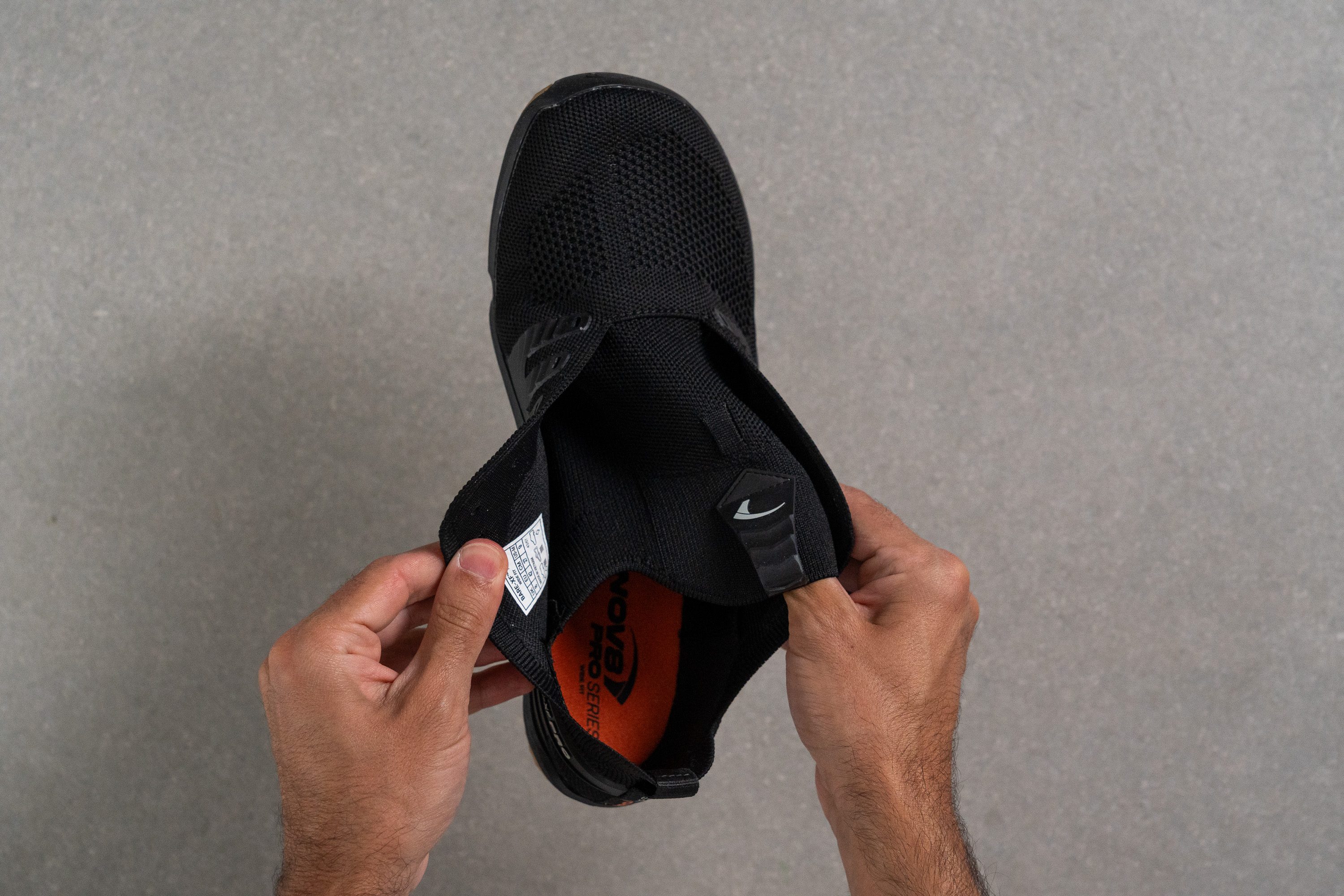 Inov8 Bare-XF Pro Tongue: gusset type