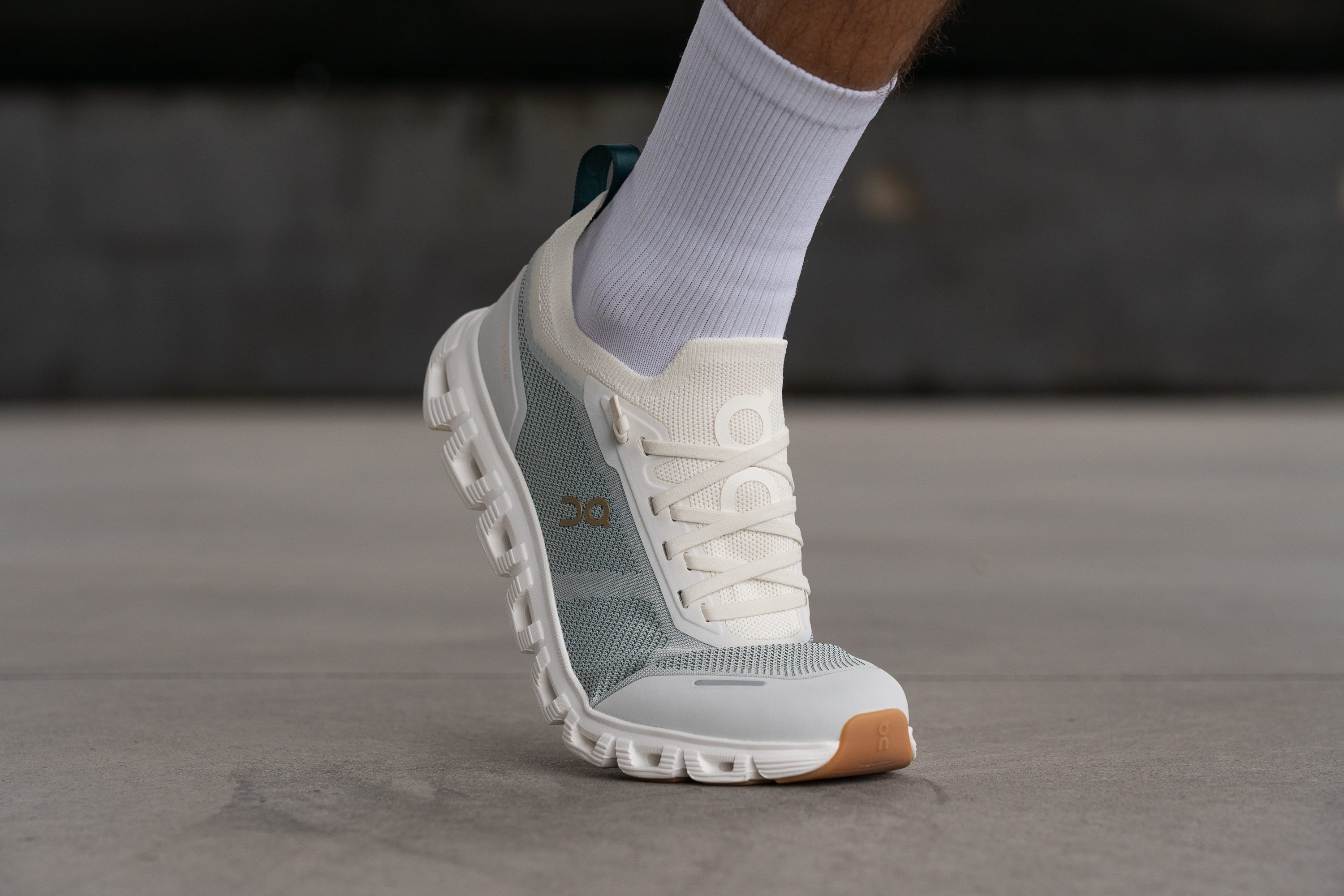 On Cloud 6 Versa forefoot flex