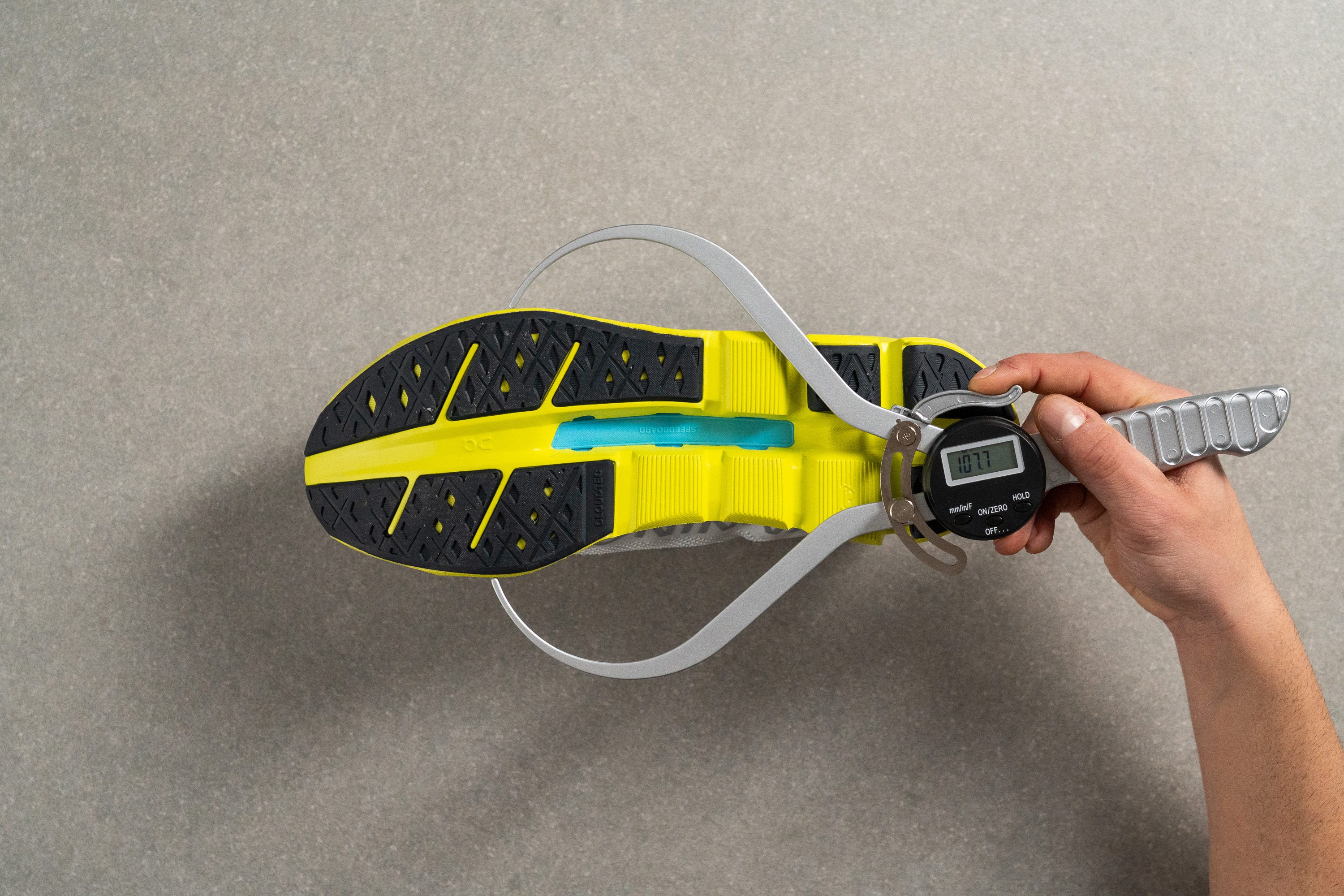 On Cloudflow 5 Midsole width - forefoot