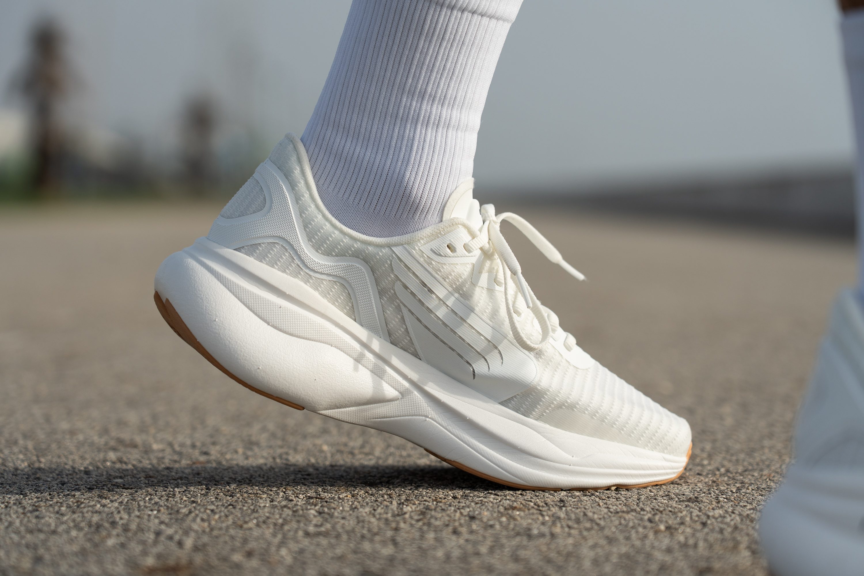 TYR Maverick V1 Runner Heel tab