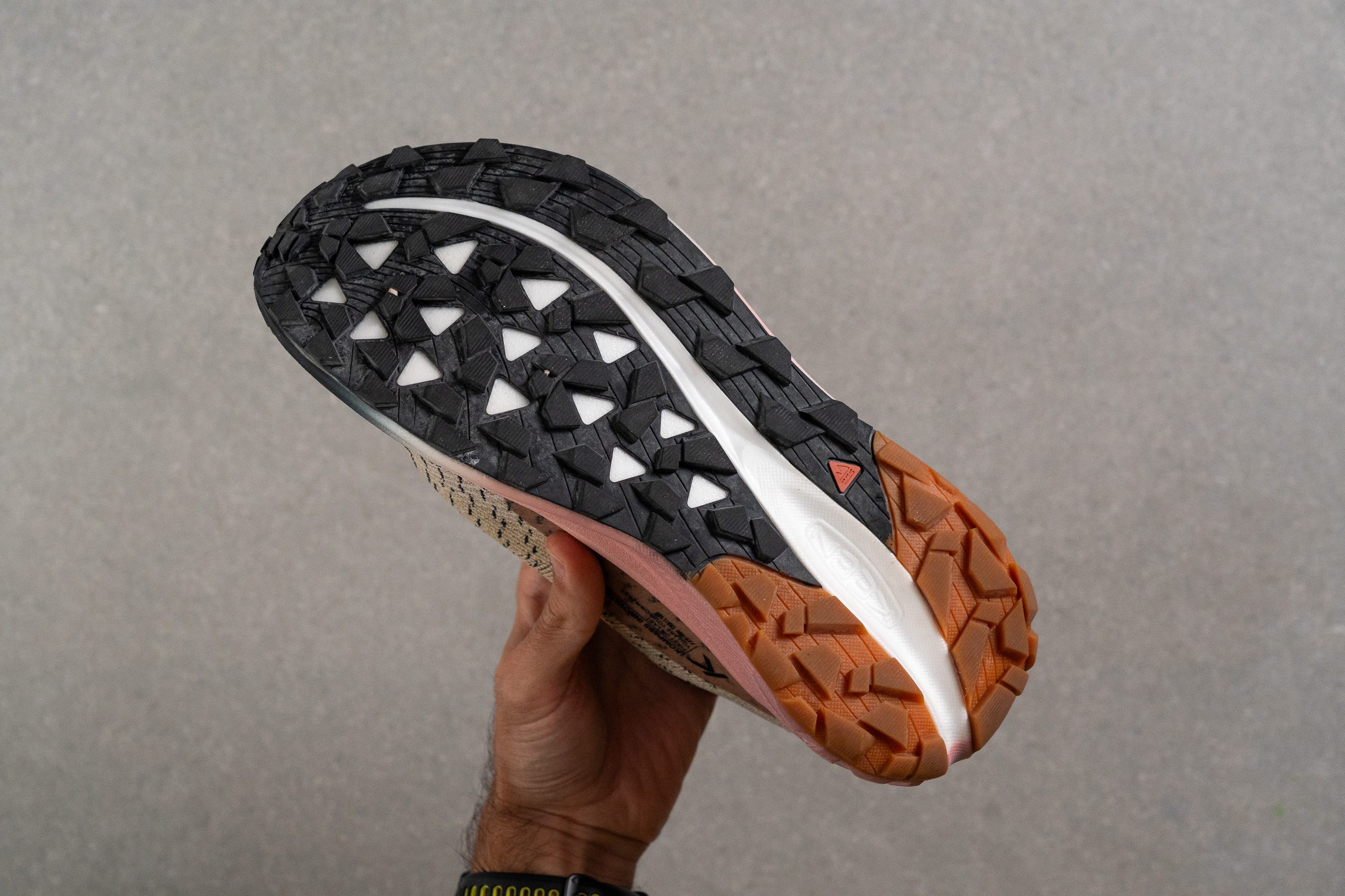 KEEN Seek lugs