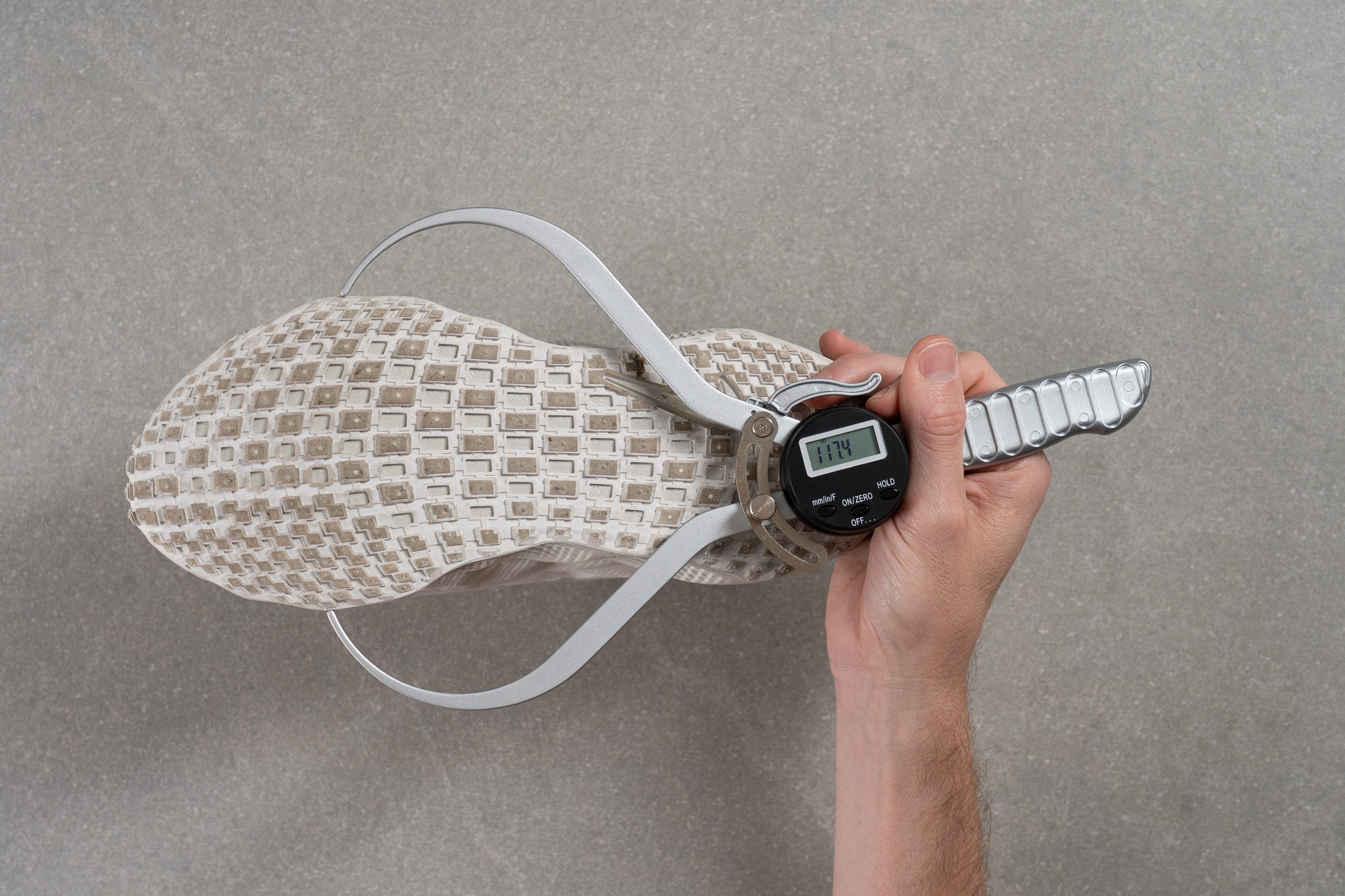 Nike Ava Rover Midsole width - forefoot