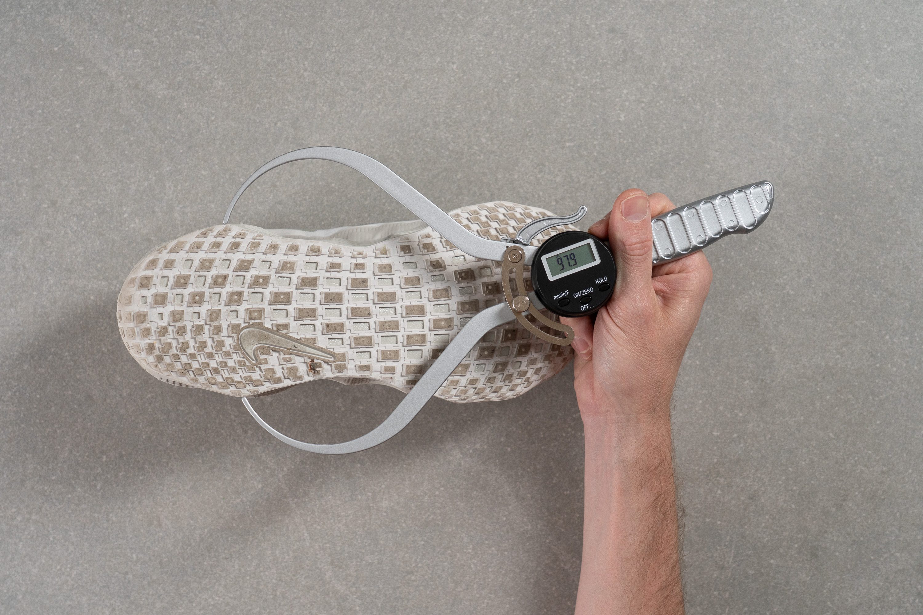 Nike Ava Rover Midsole width - heel