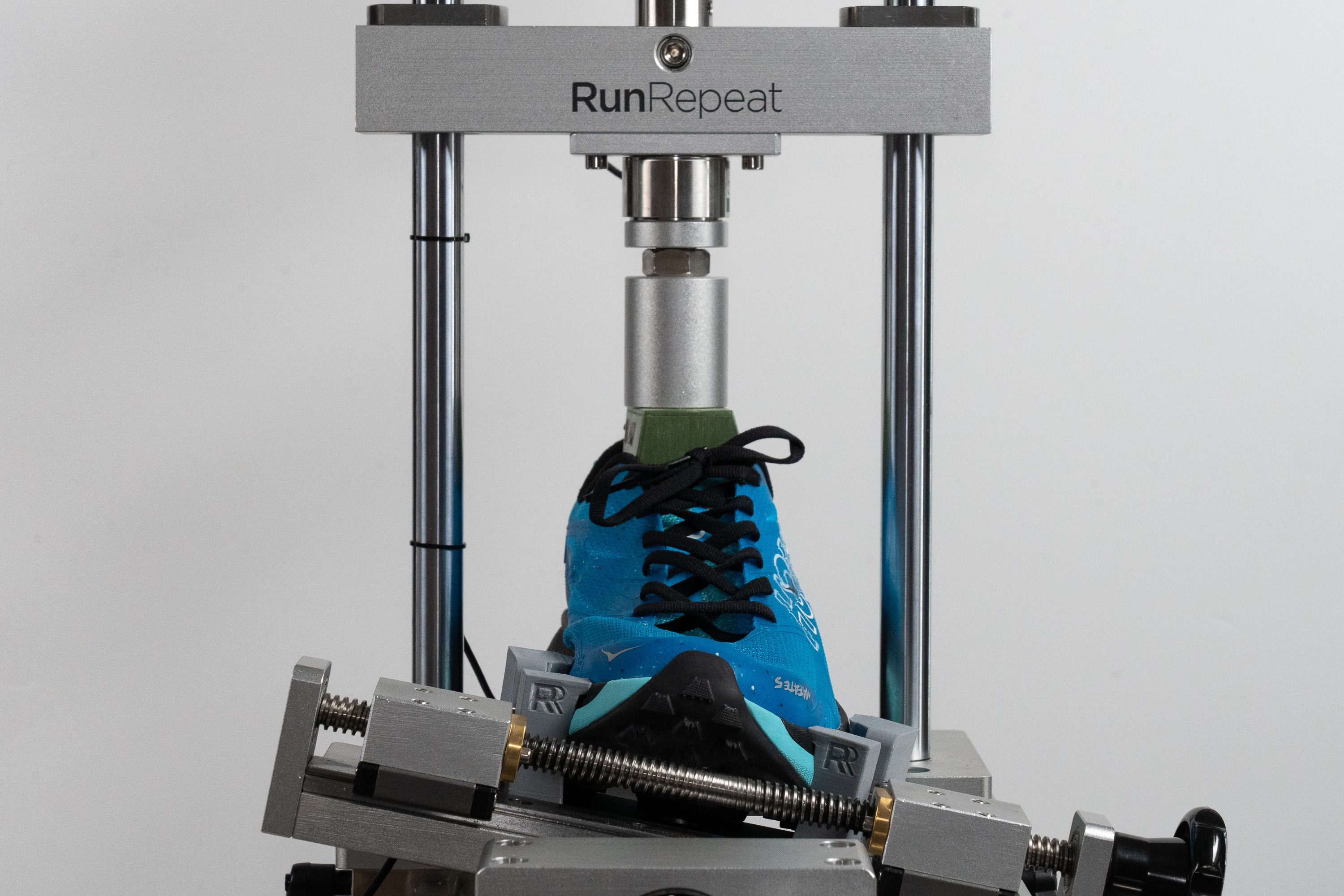 HOKA Mafate 5 Torsional rigidity