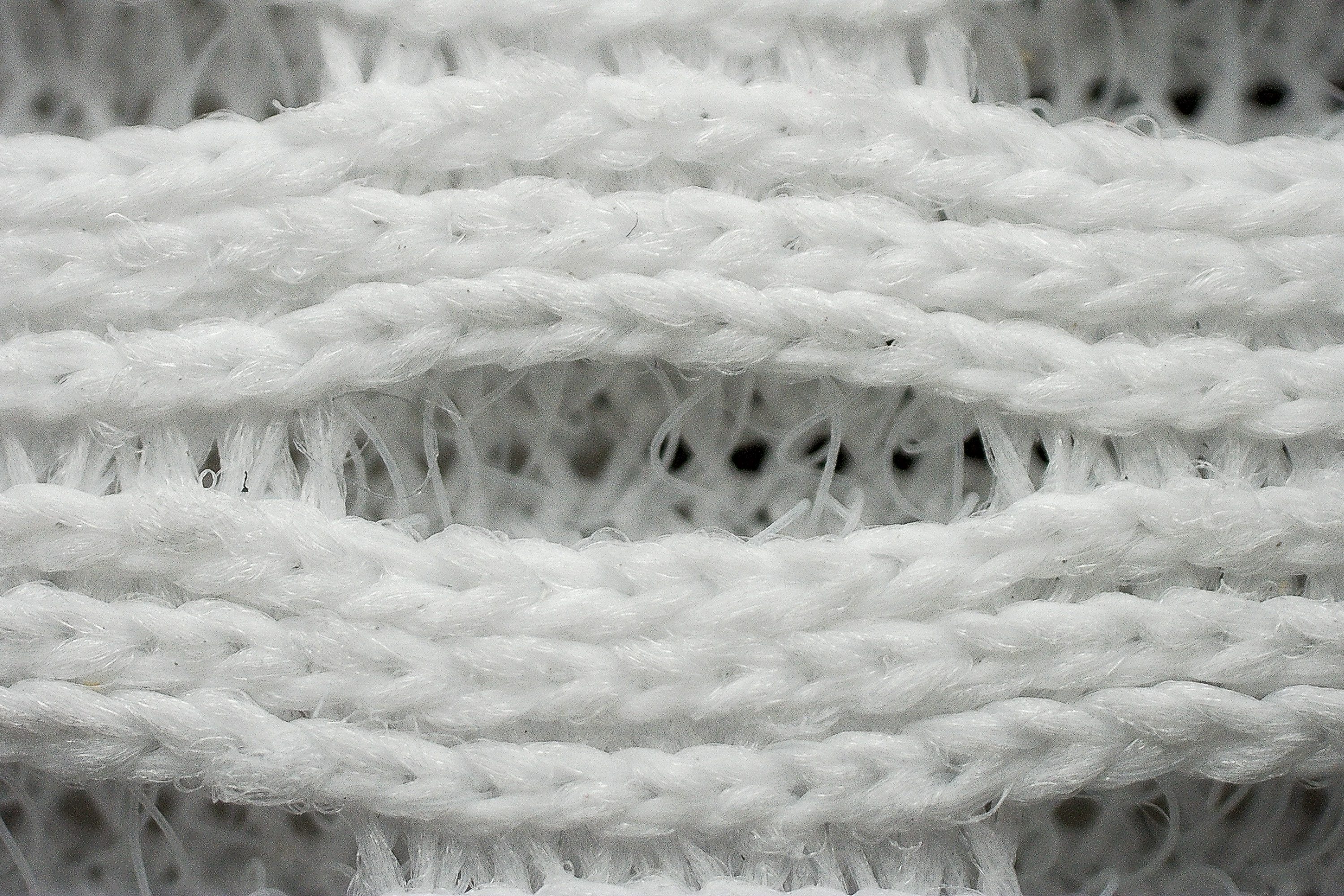 On Cloudboom Max microscope mesh