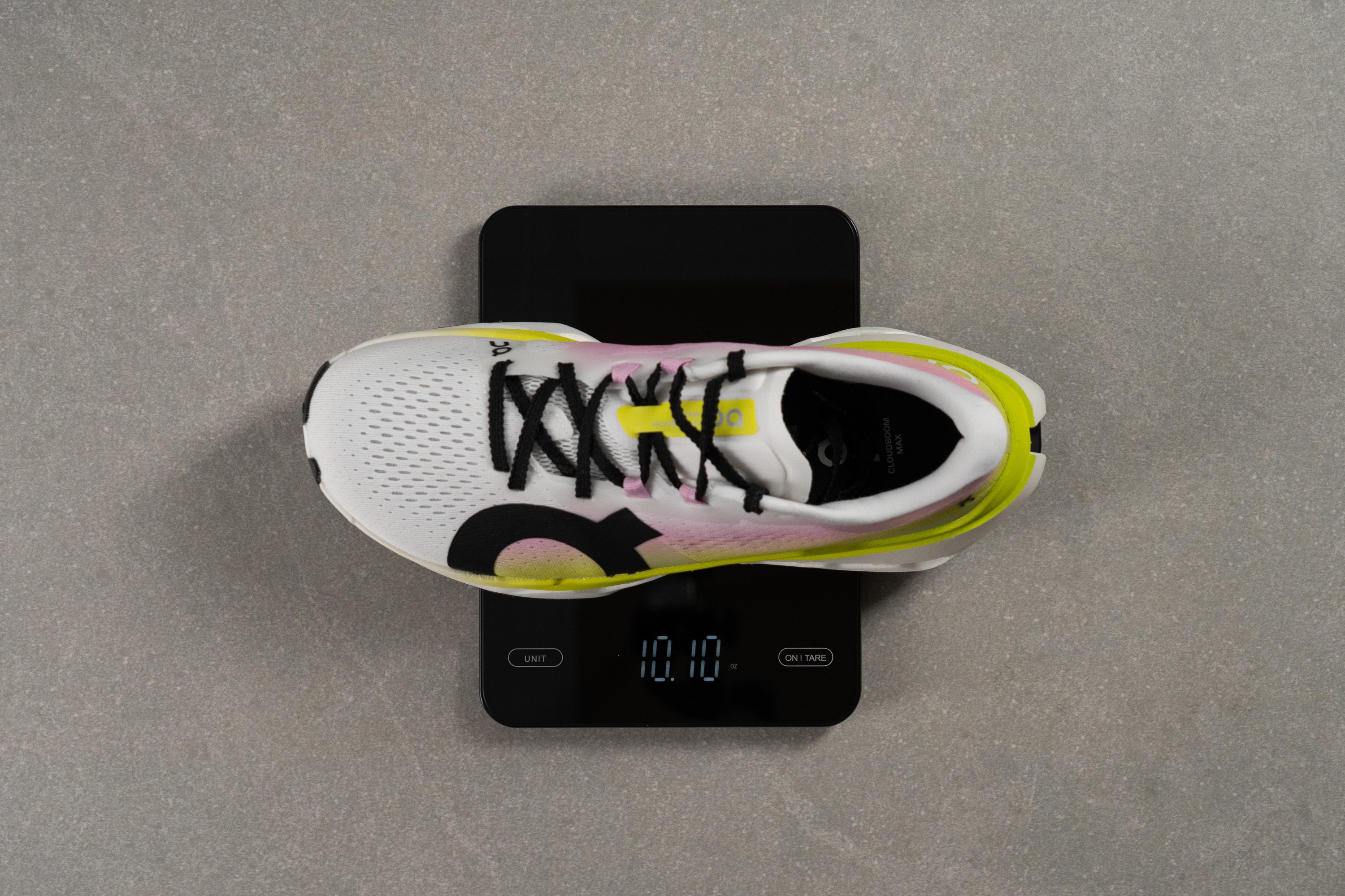 On Cloudboom Max Weight