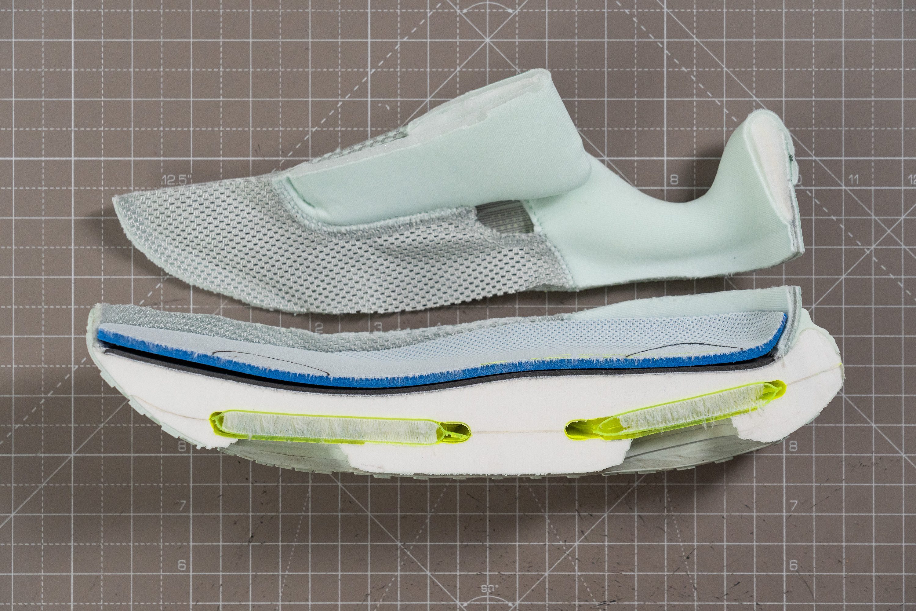 Nike Vomero Premium Drop