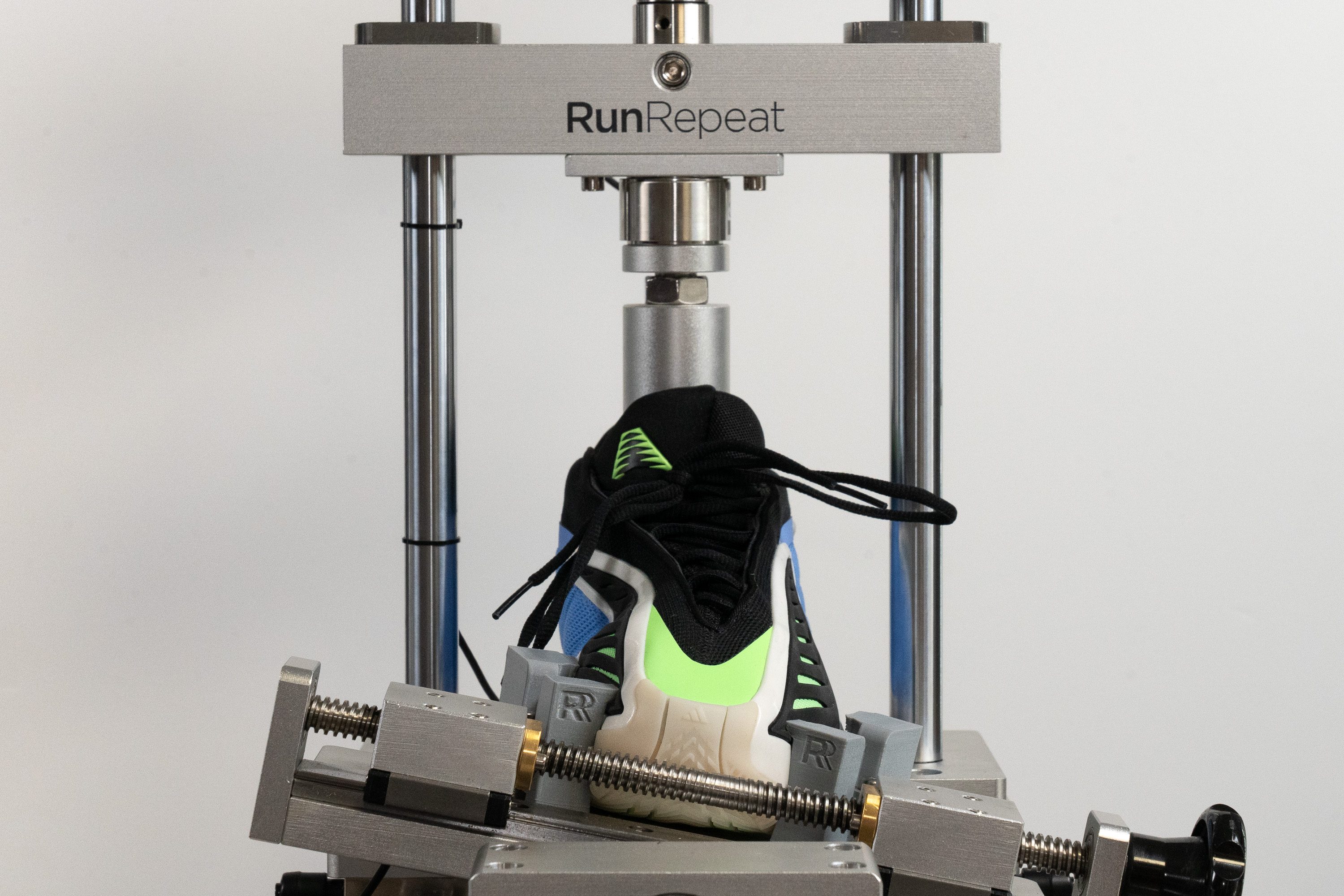 Adidas Anthony Edwards 2 Torsional rigidity