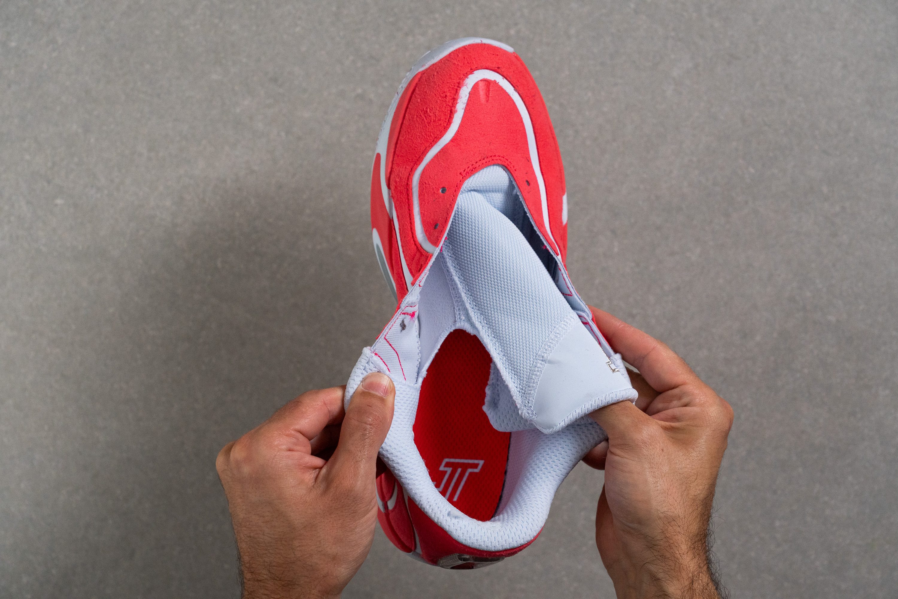 Jordan Tatum 4 Tongue: gusset type