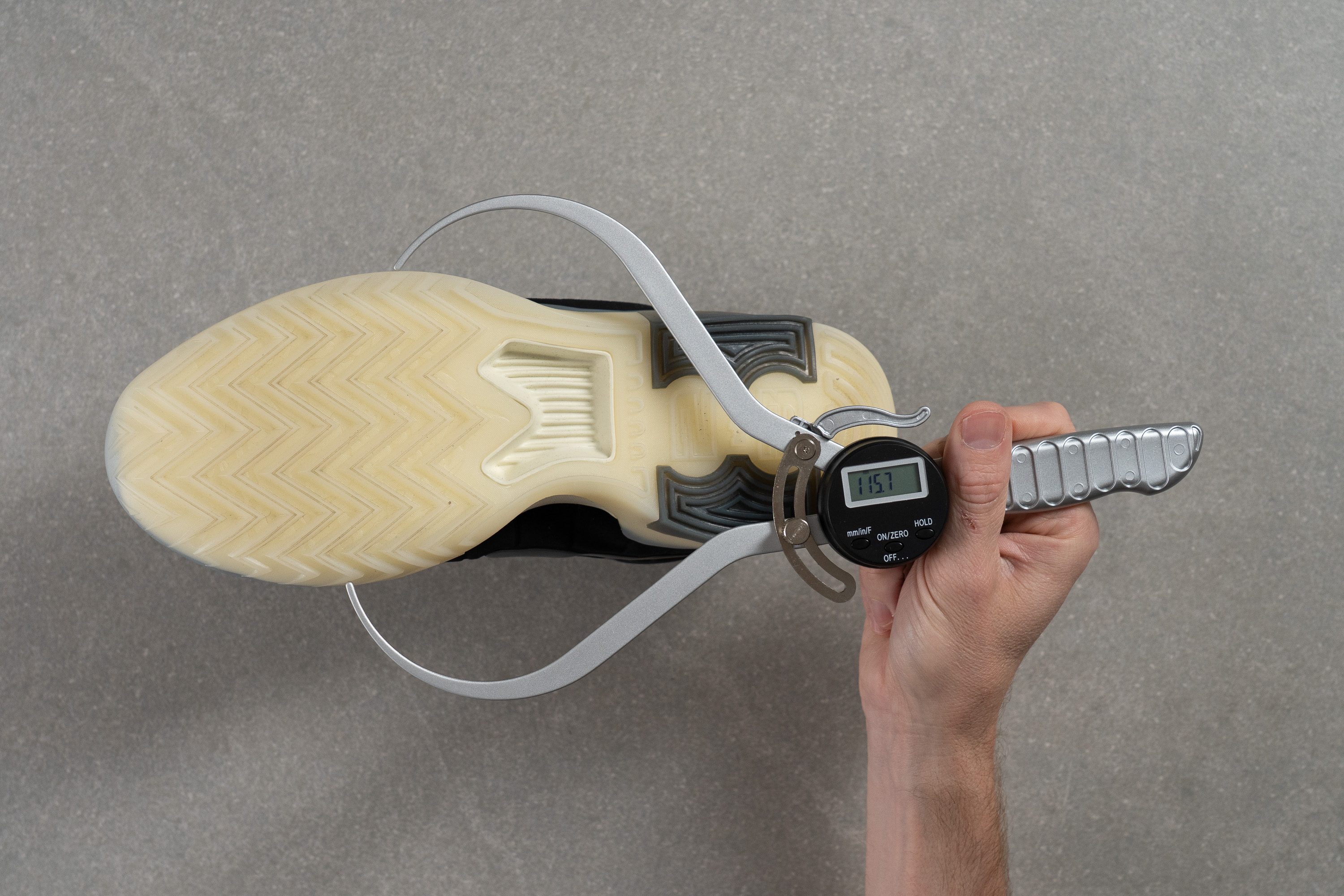 Nike LeBron Witness 9 Midsole width - forefoot