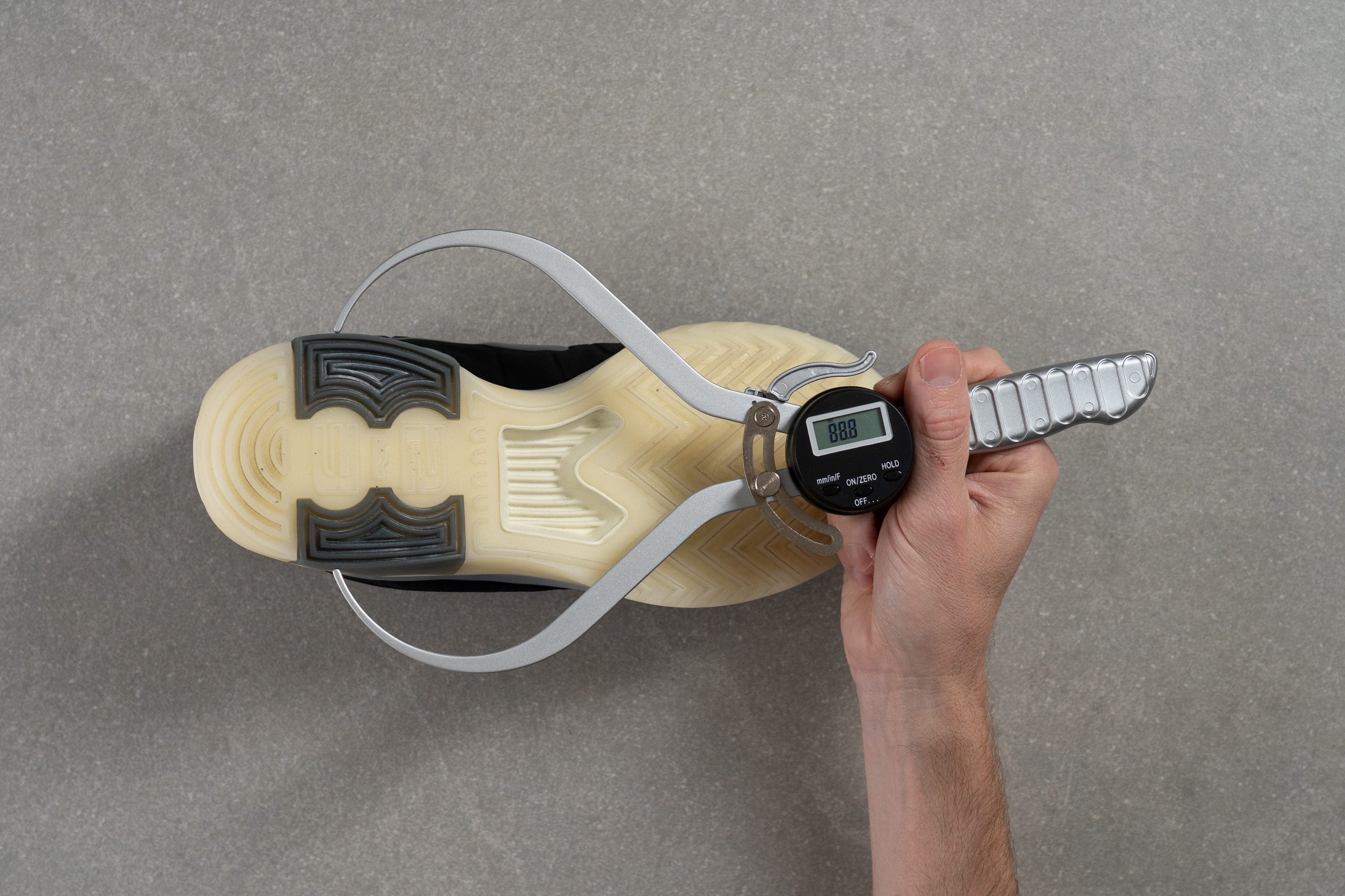 Nike LeBron Witness 9 Midsole width - heel