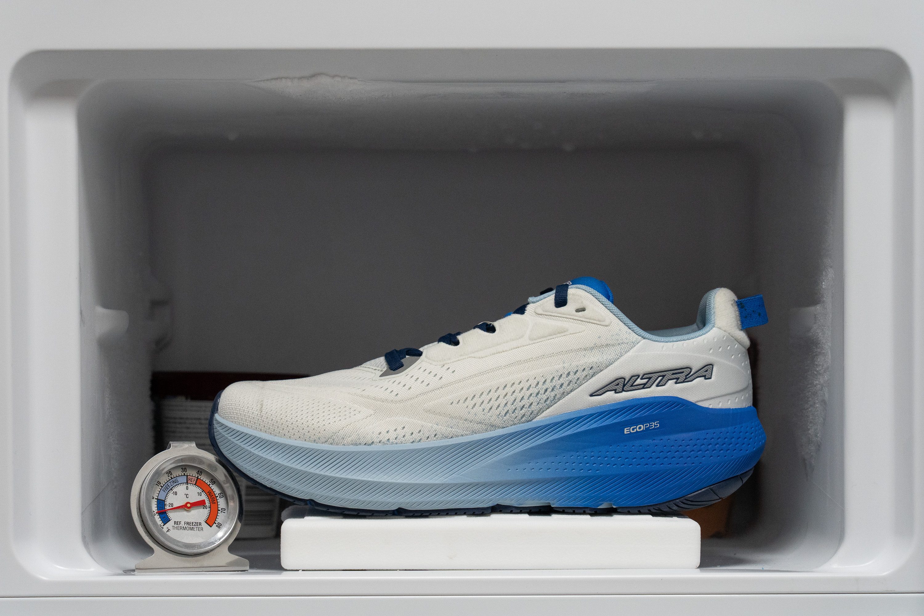 Altra FWD VIA 2 Midsole softness in cold (%)