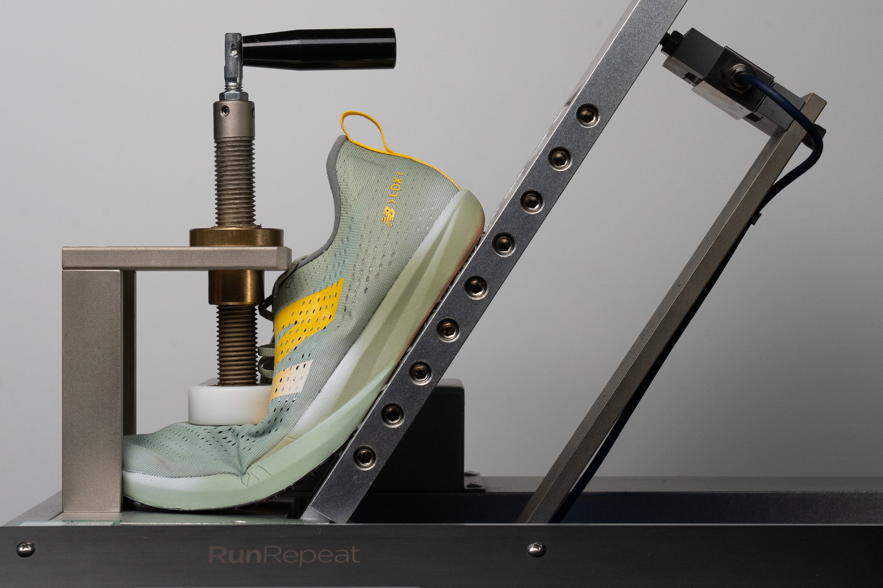 New Balance FuelCell SuperComp LD-X v3 Flexibility / Stiffness