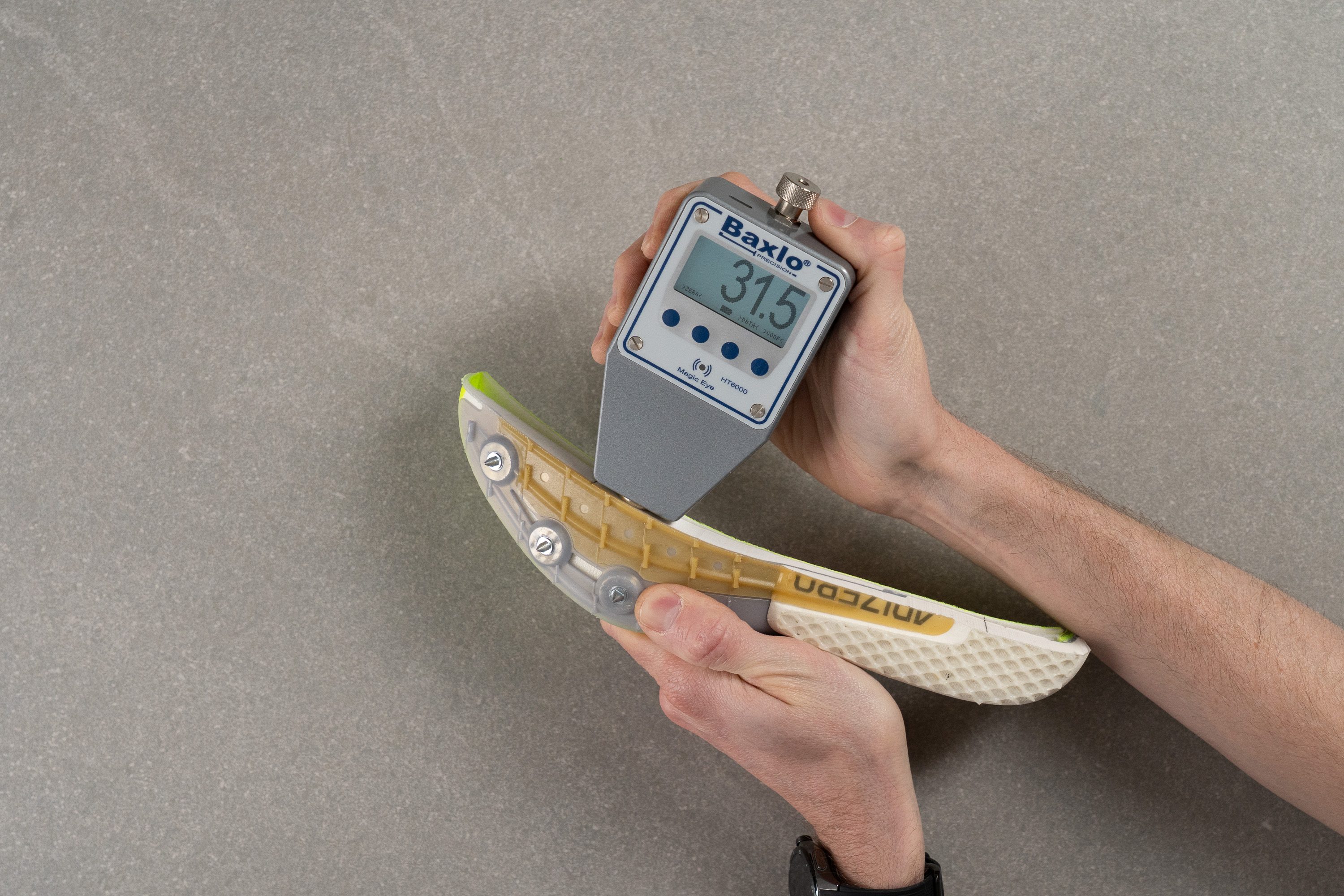 Adidas Adizero Avanti XC Secondary foam softness