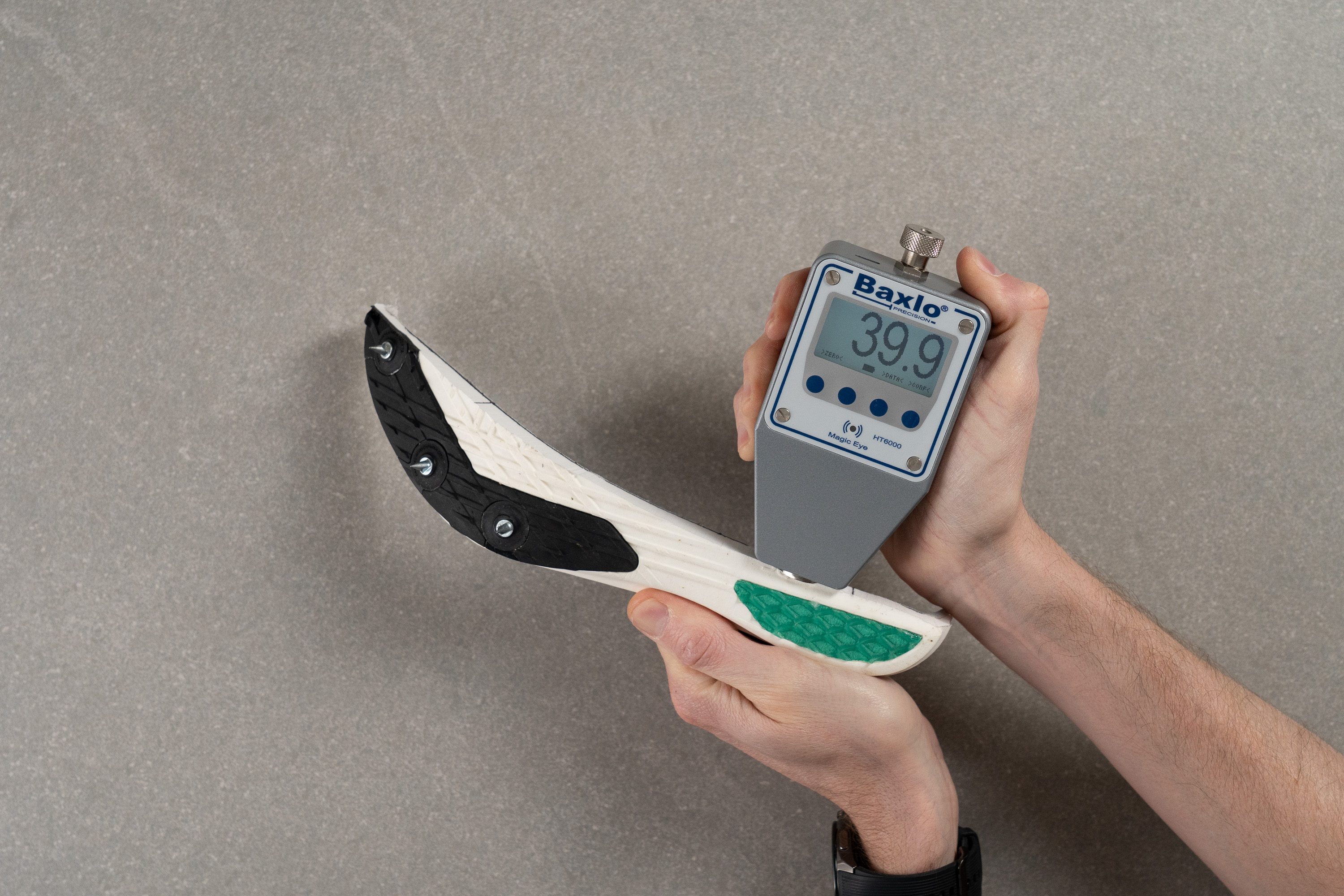 On Cloudspike XC Midsole softness