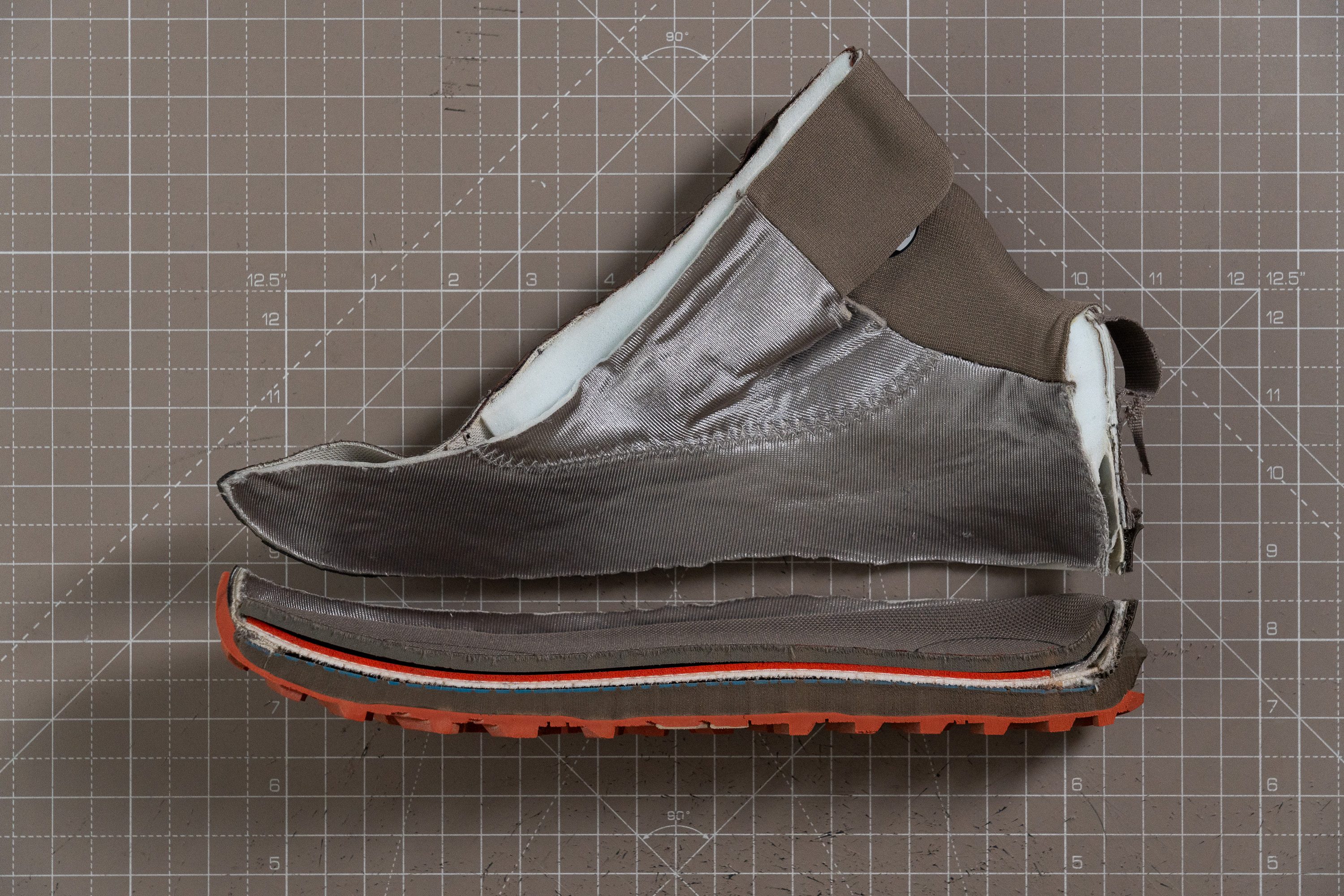 Altra Lone Peak 9 Waterproof Mid Drop