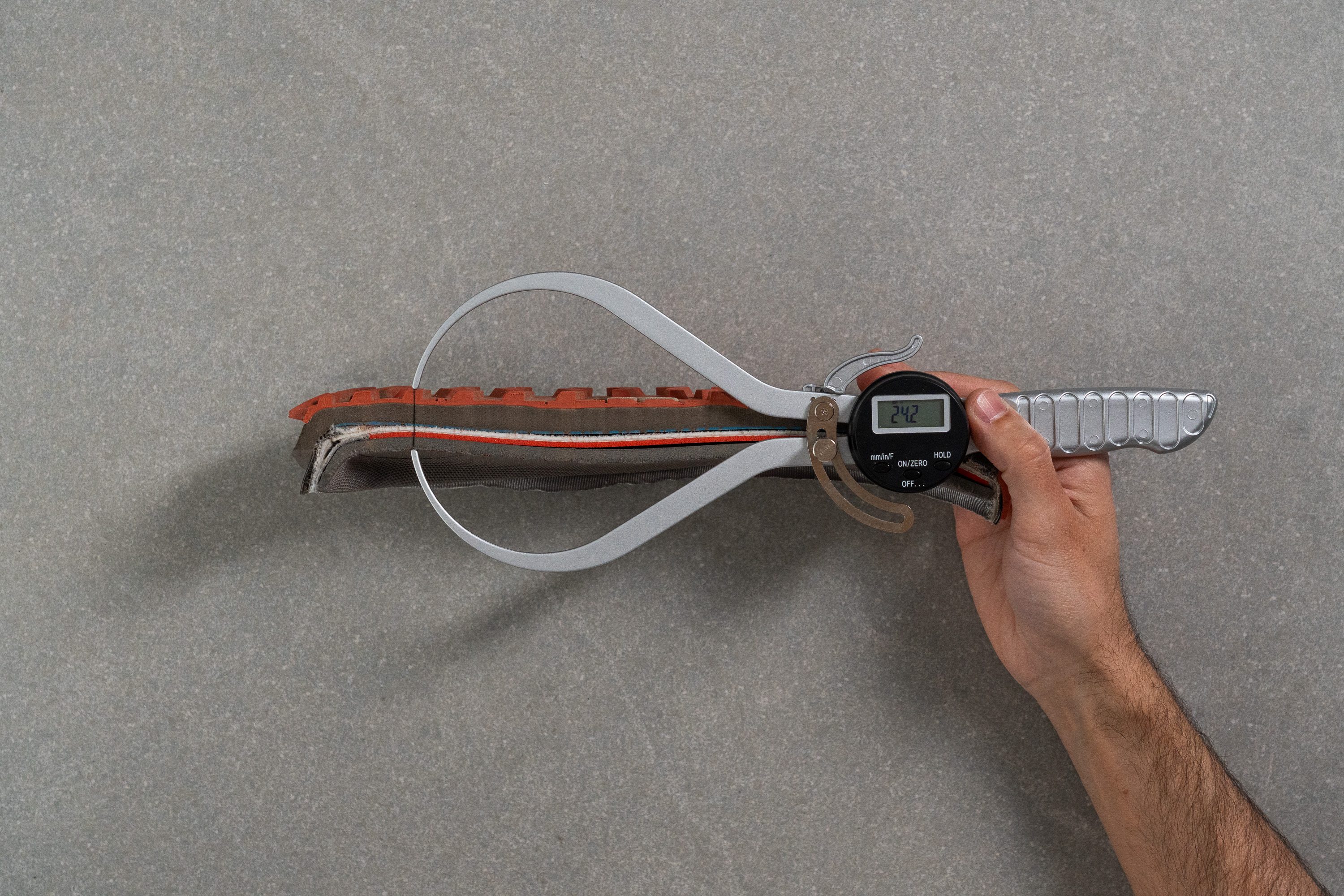 Altra Lone Peak 9 Waterproof Mid Heel stack