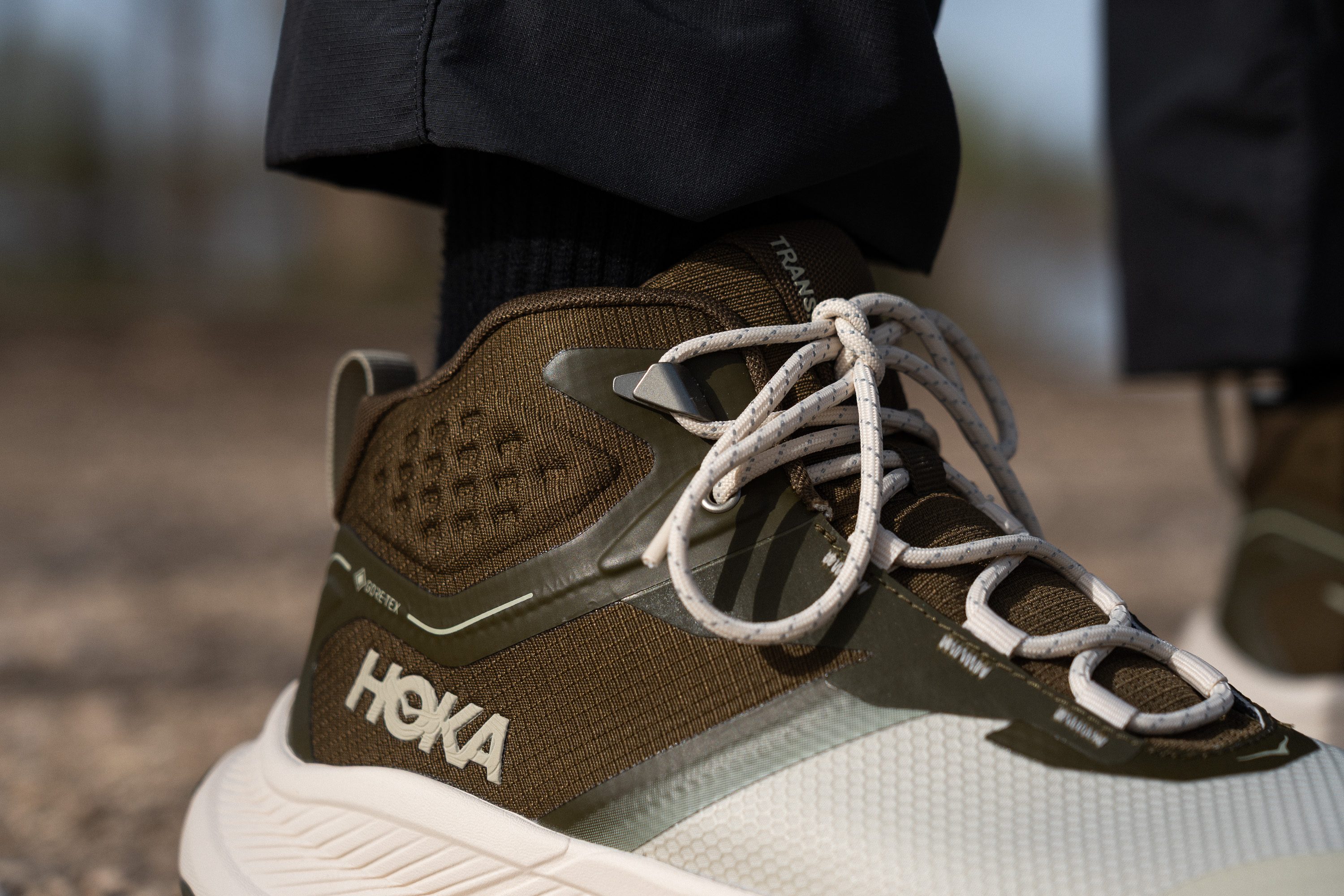 HOKA Transport Hike GTX Lace hooks