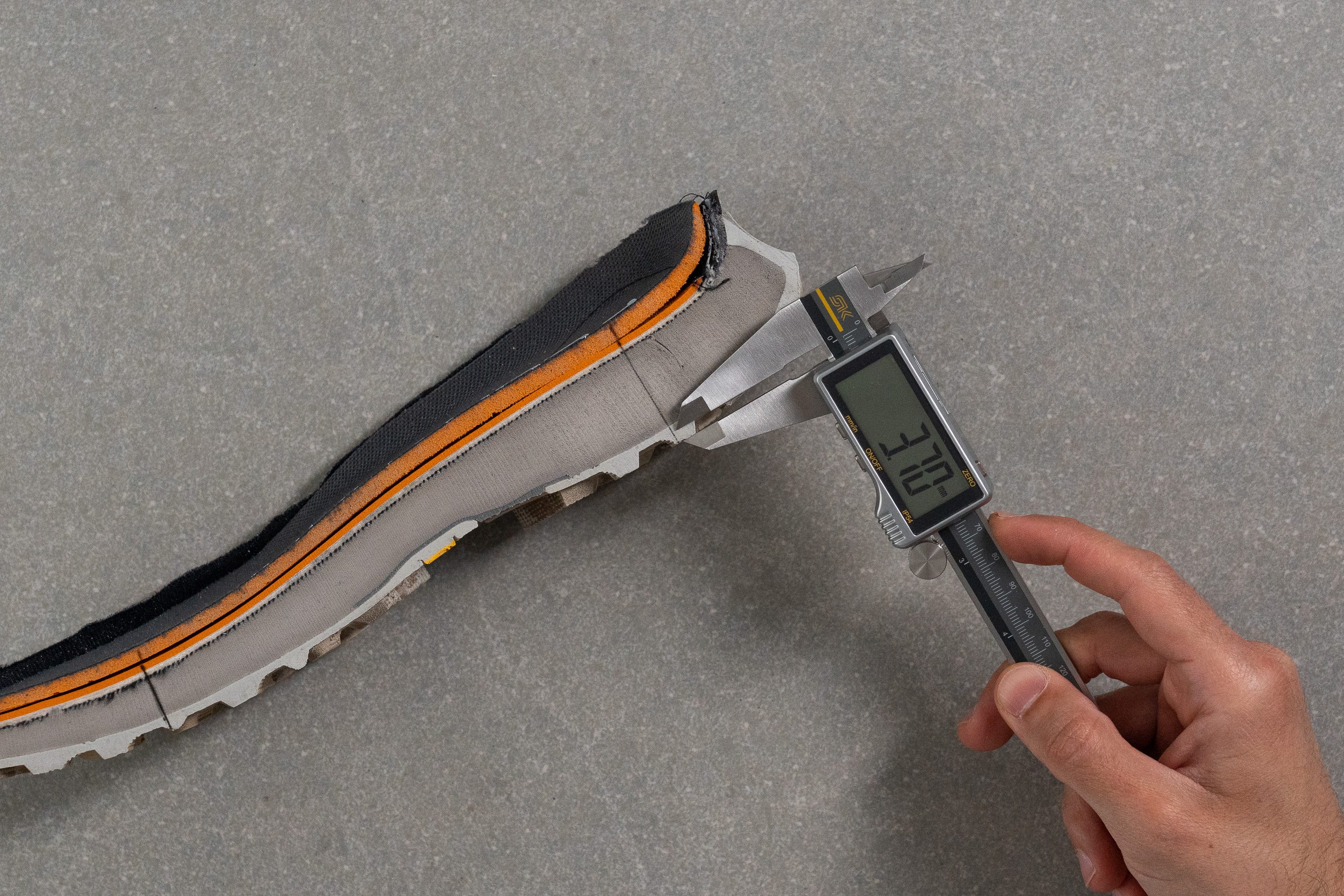 Merrell Moab Speed 2 Mid GTX Lug depth