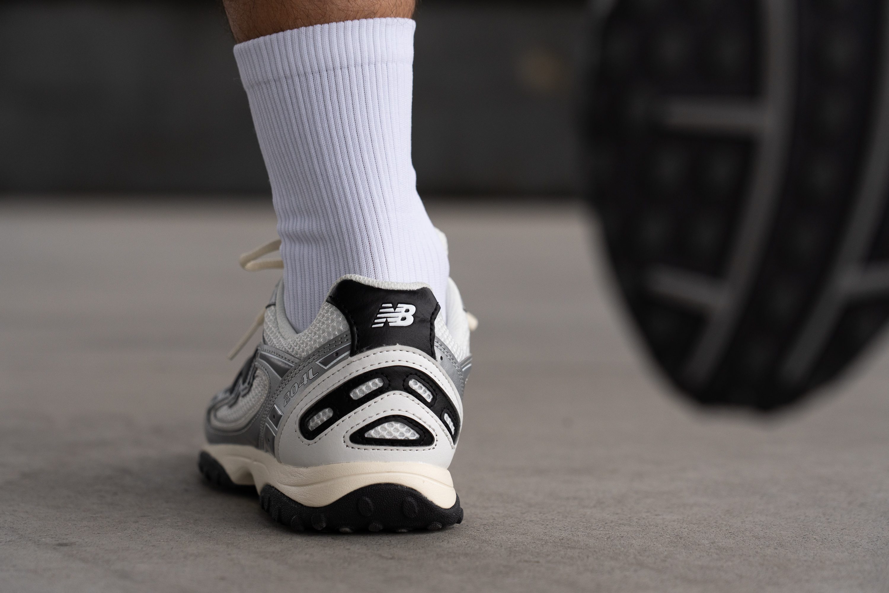 New Balance 204L Heel tab