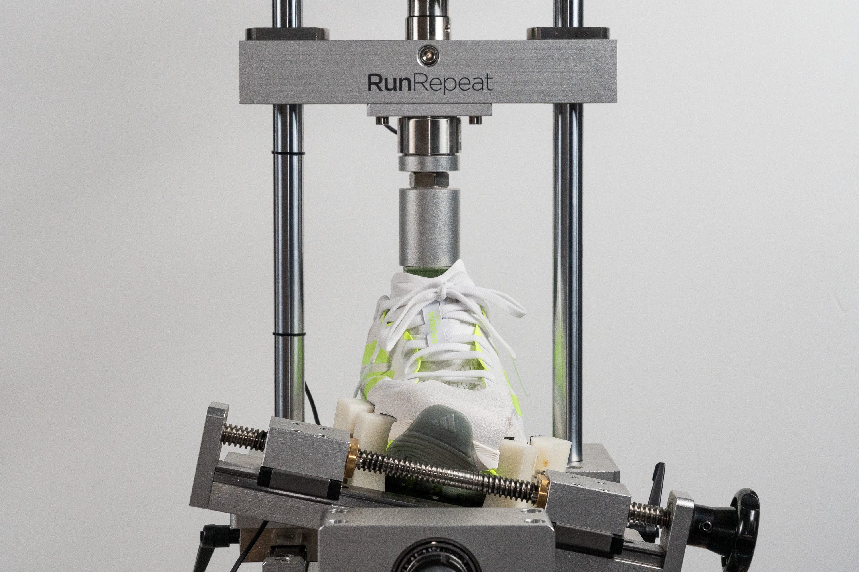 Adidas Supernova Prima 2 Torsional rigidity