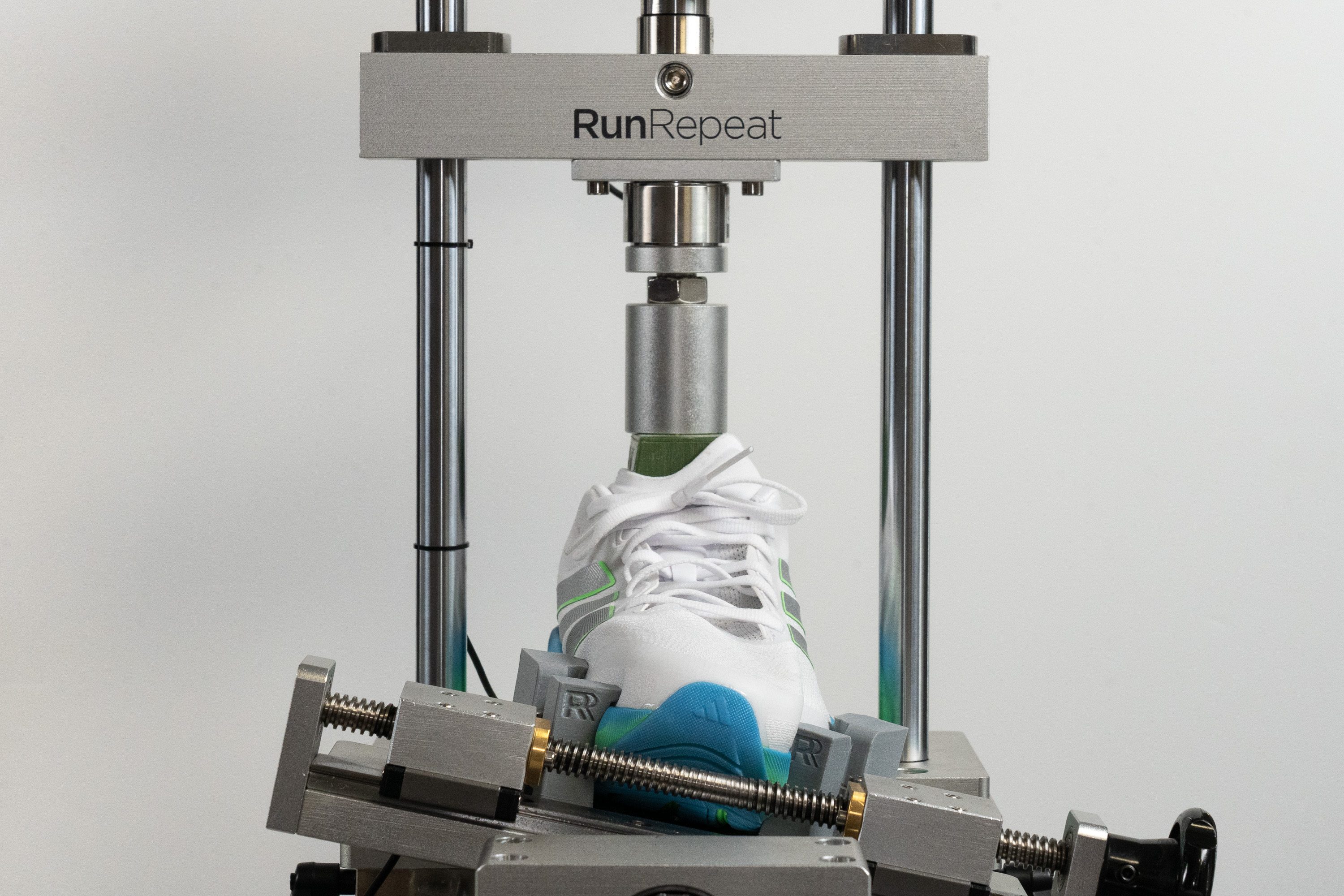 Adidas Supernova Rise 3 Torsional rigidity