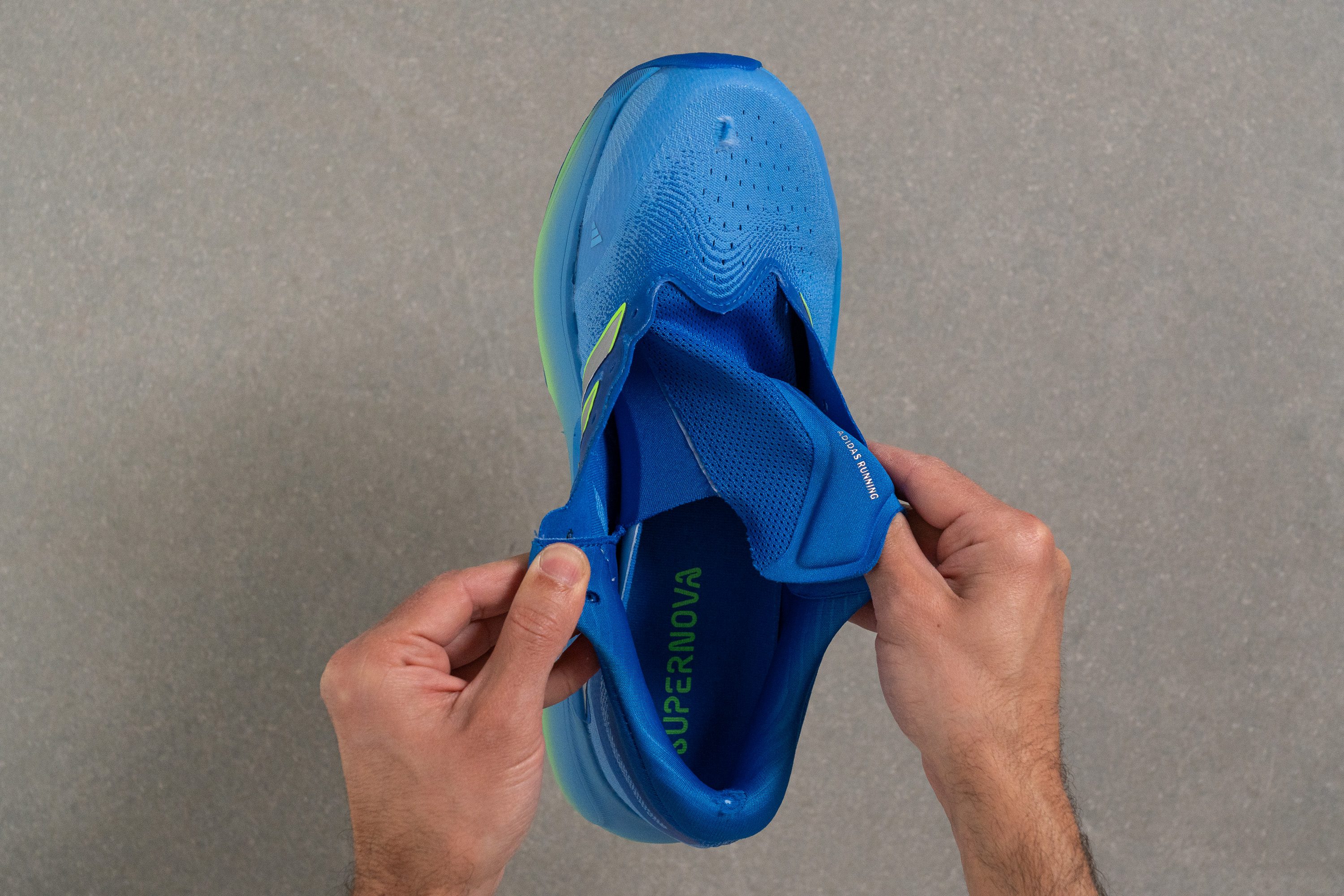 Adidas Supernova Solution 3 Tongue: gusset type