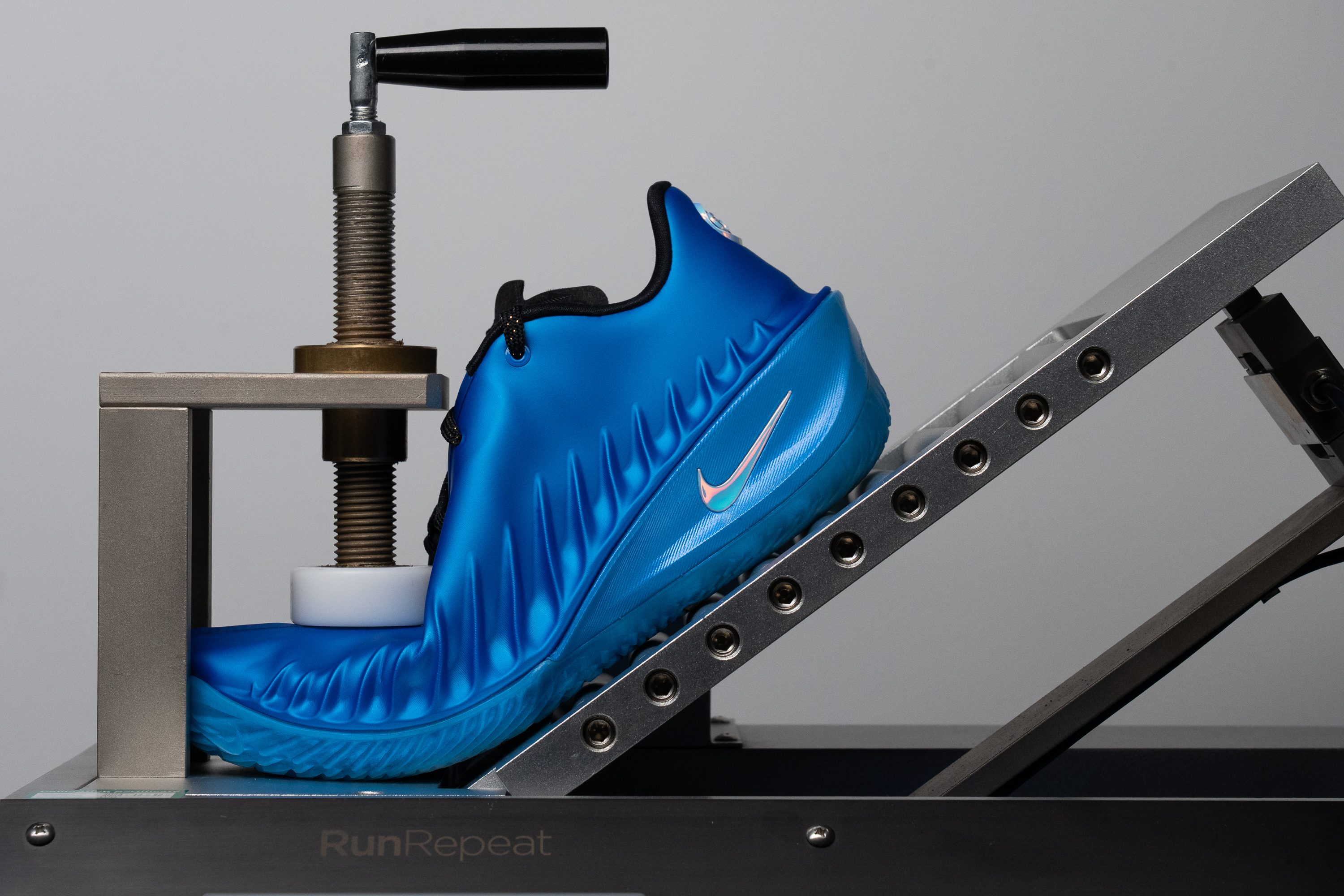 Nike G.T. Cut 4 Flexibility / Stiffness
