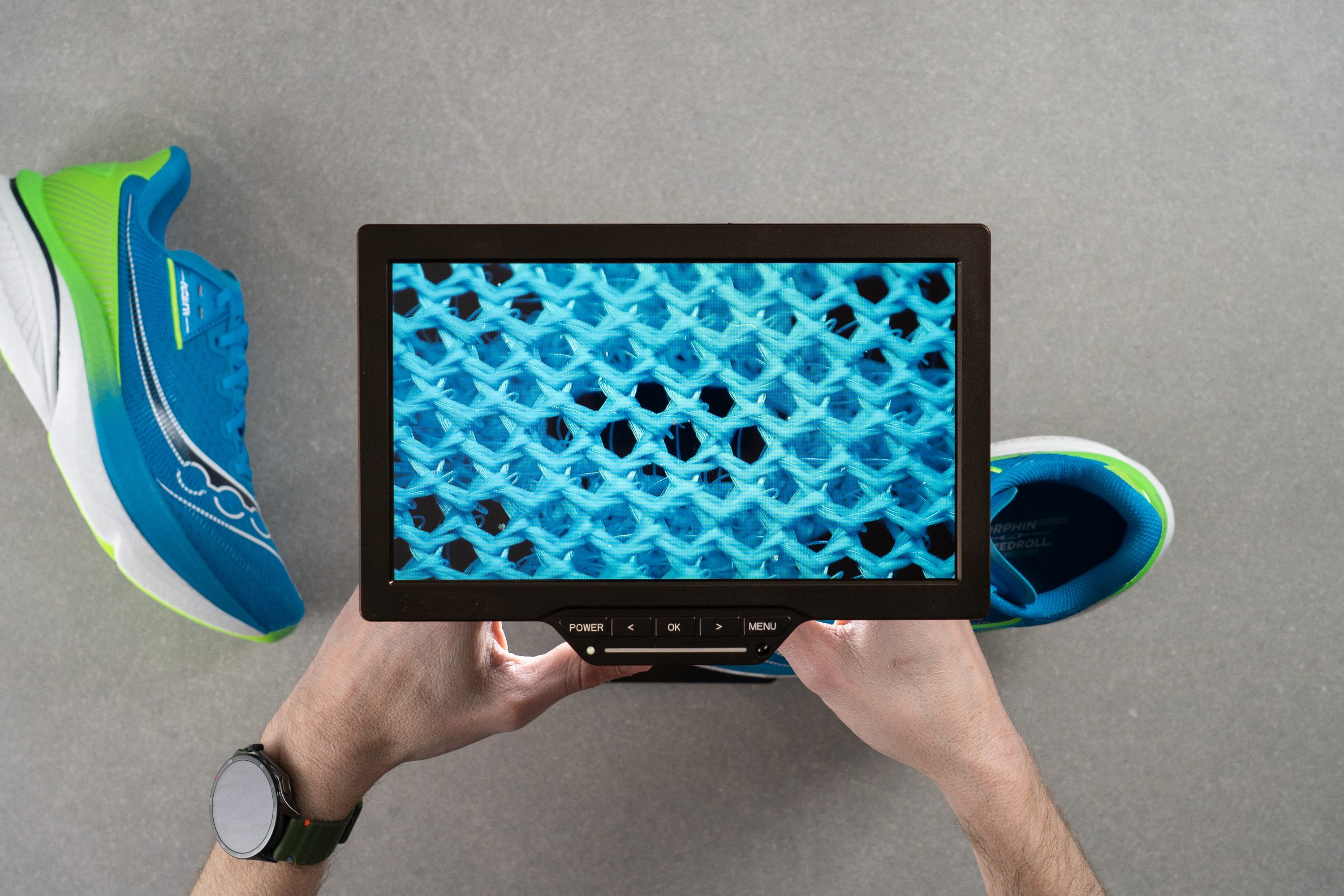 Saucony Endorphin Azura mesh