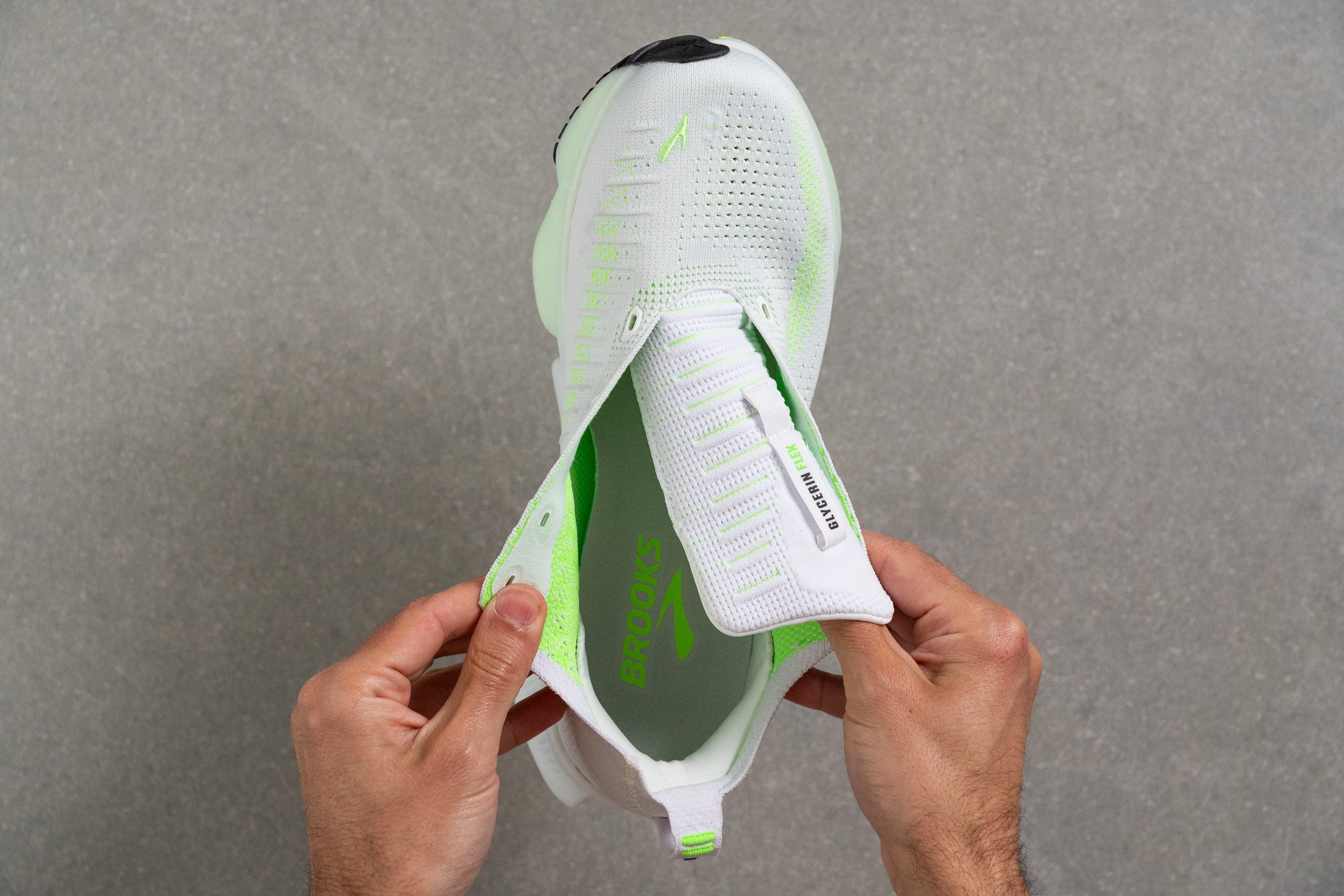 Brooks Glycerin Flex Tongue: gusset type