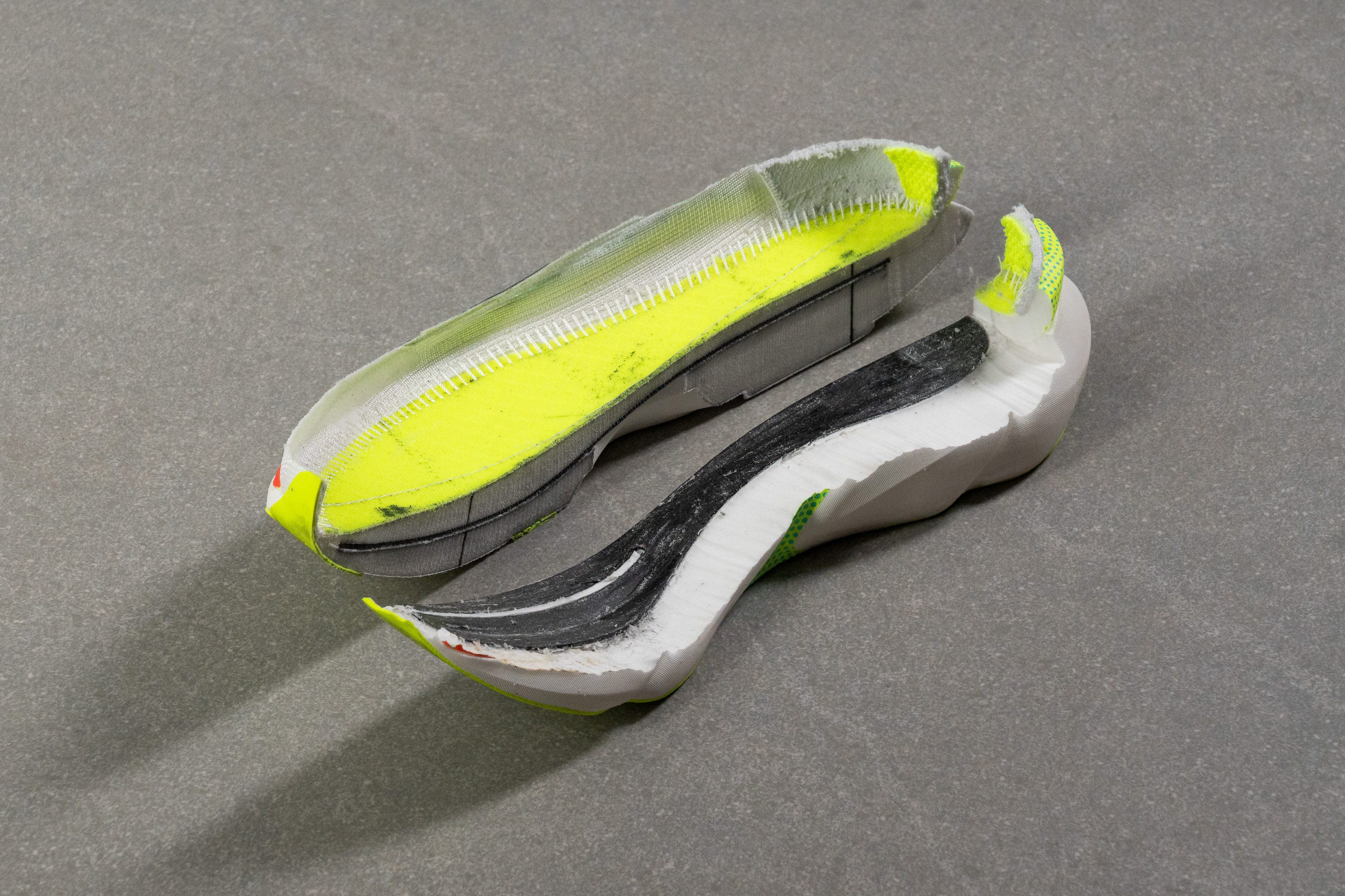 Saucony Endorphin Elite 3 Plate cut