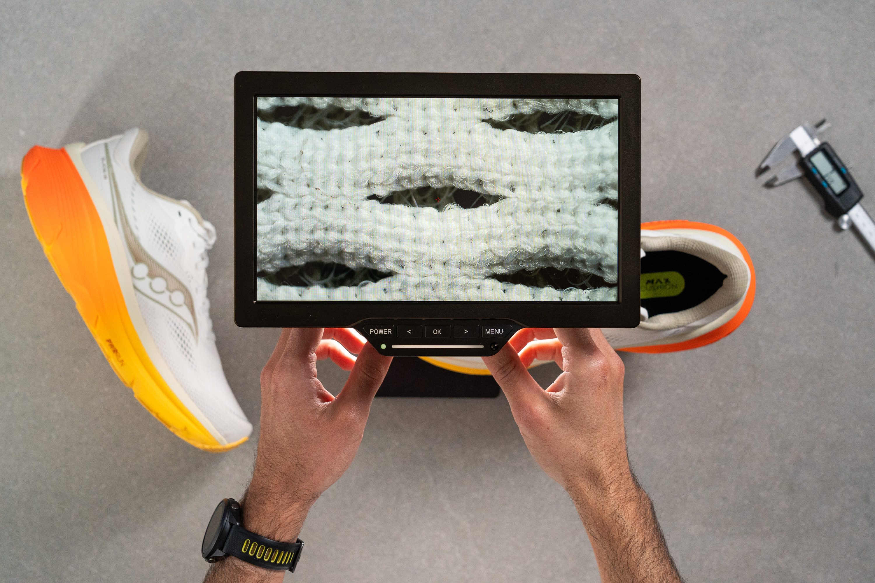 Saucony Guide 19 microscope