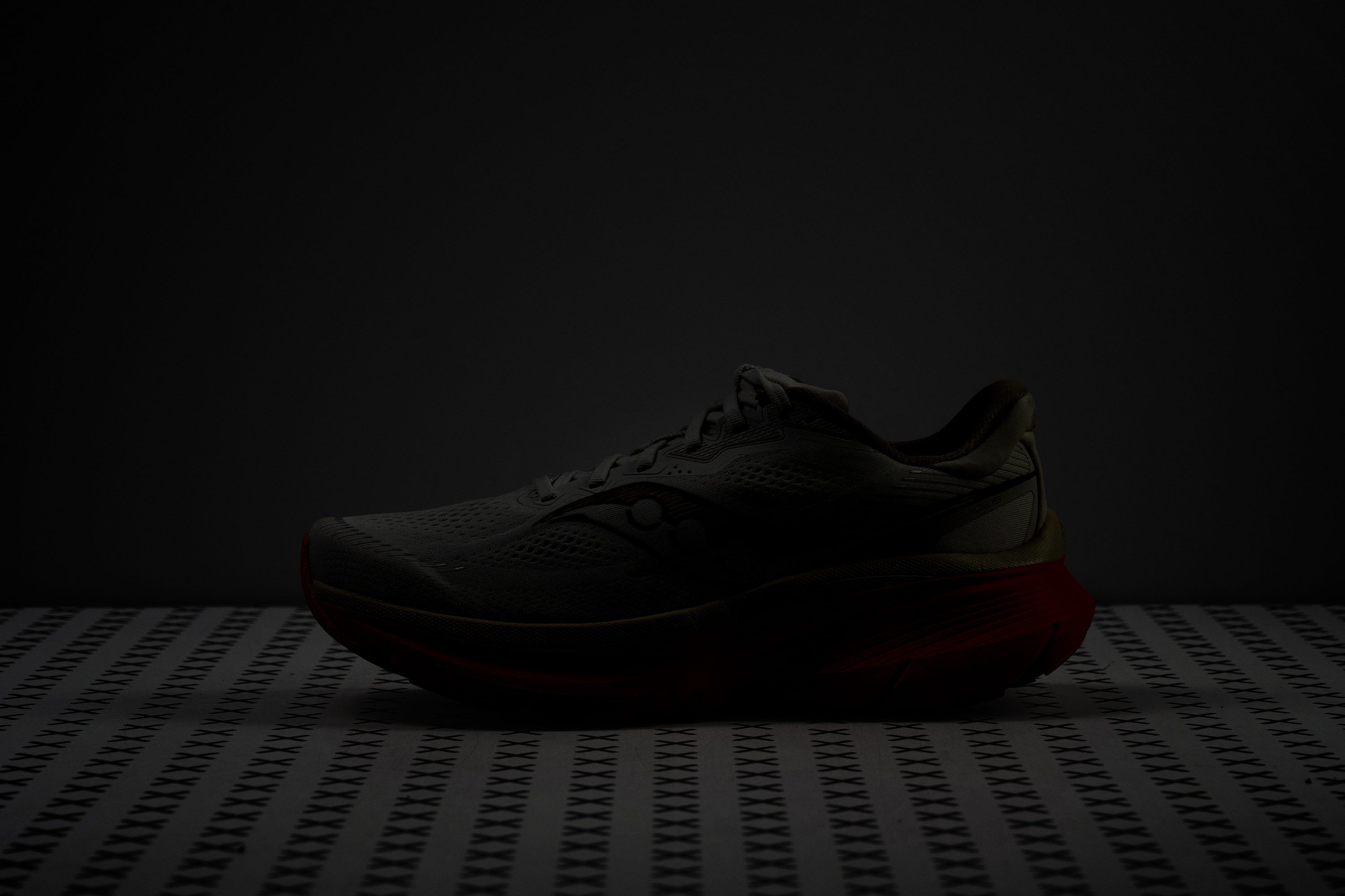 Saucony Guide 19 Reflective elements