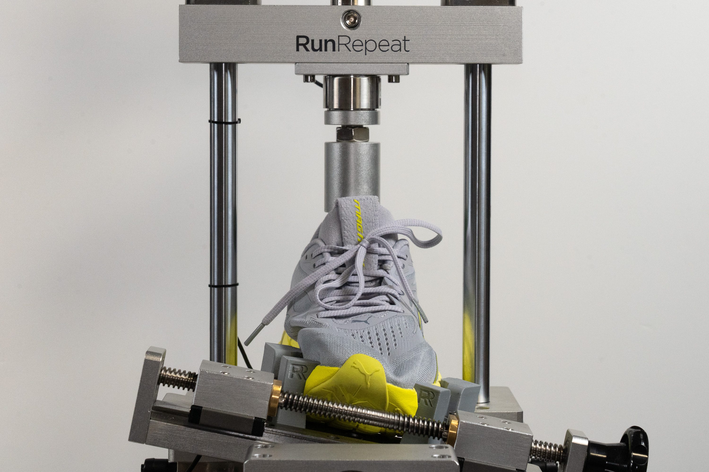 PUMA MagMax Nitro 2 Torsional rigidity