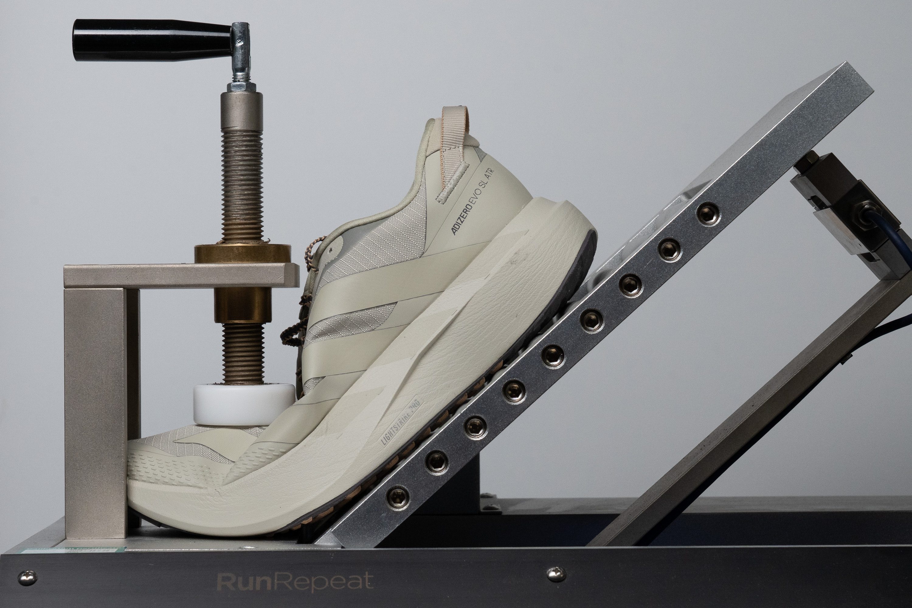 Adidas Adizero EVO SL ATR Flexibility / Stiffness