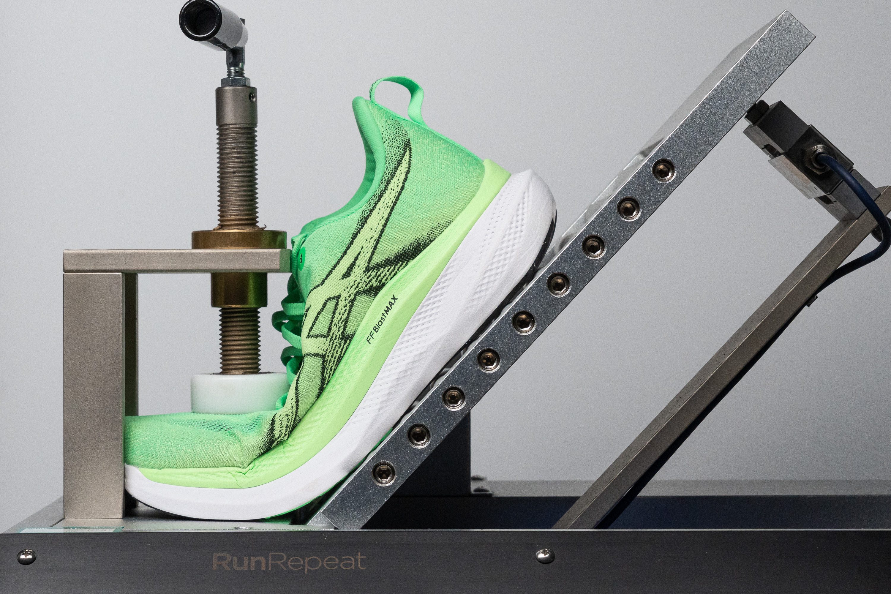 ASICS Glideride Max 2 Flexibility / Stiffness