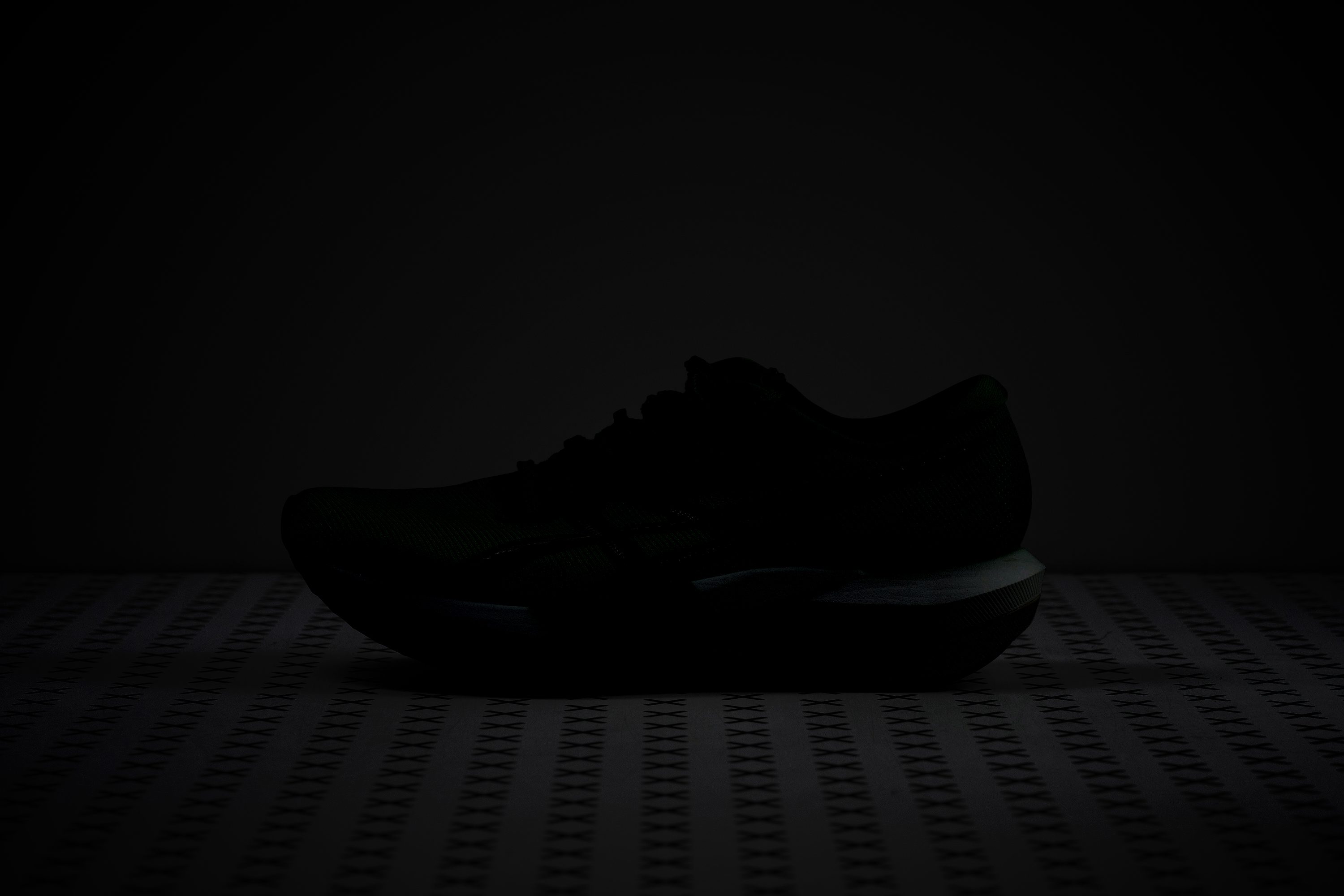 ASICS Magic Speed 5 Reflective elements