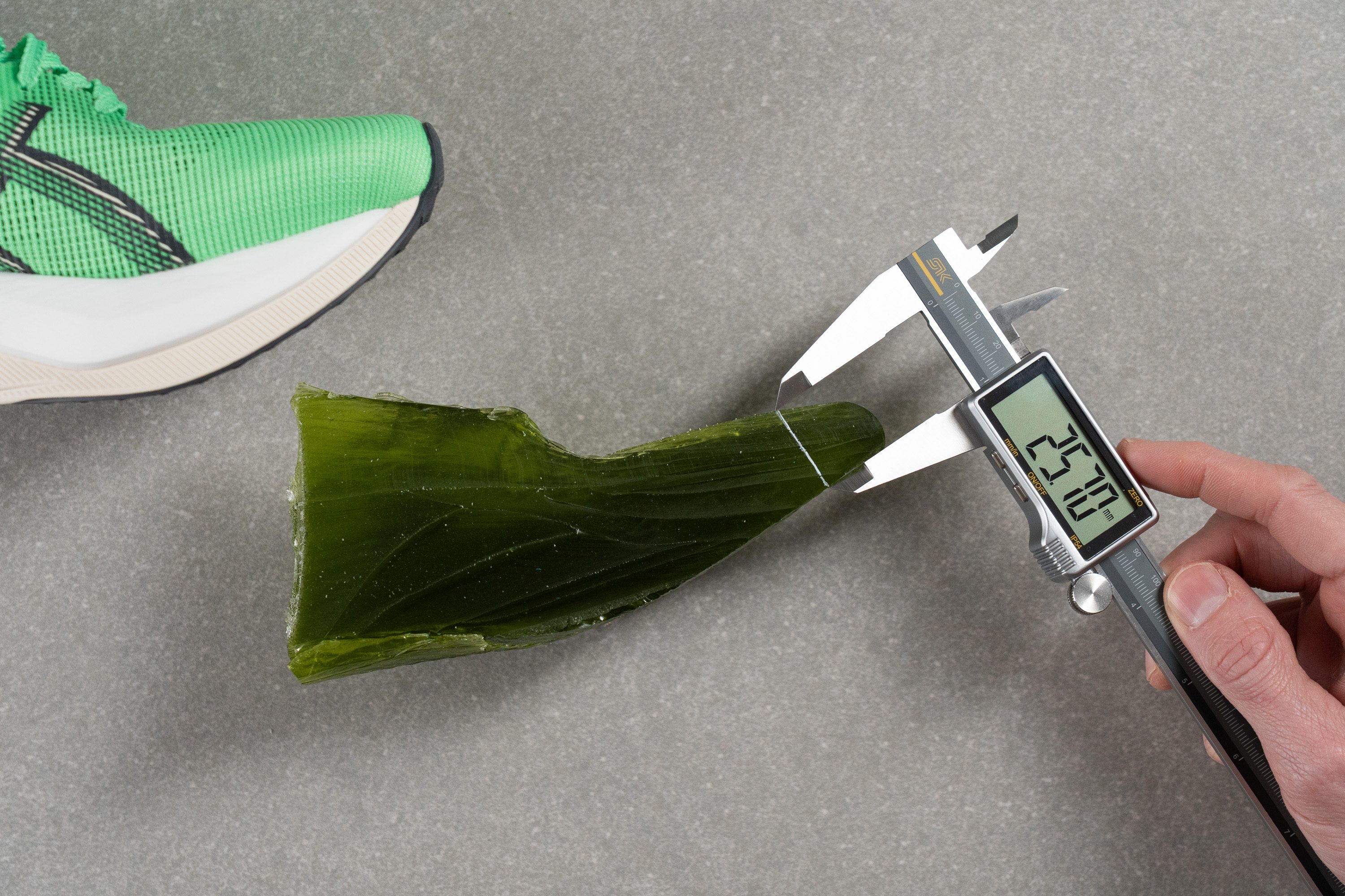 ASICS Magic Speed 5 Toebox height