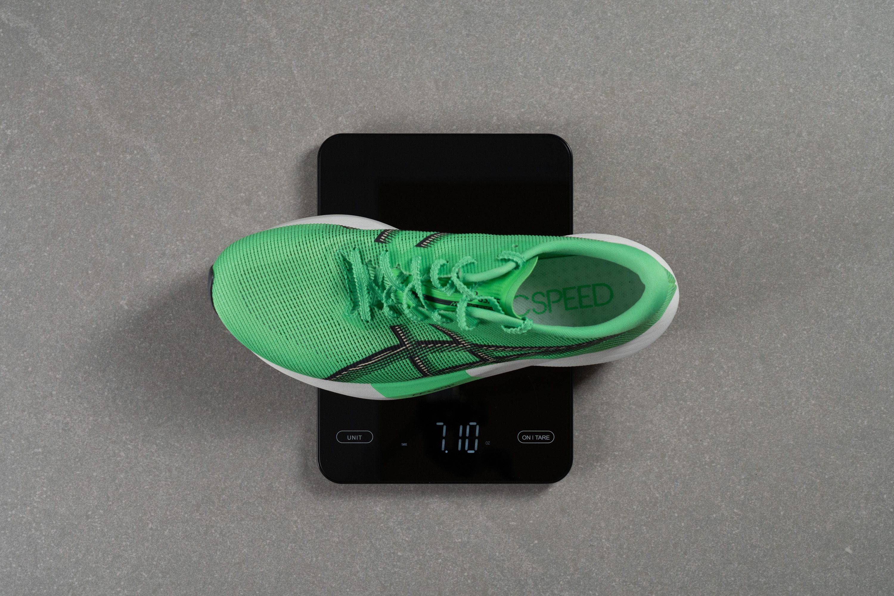 ASICS Magic Speed 5 Weight