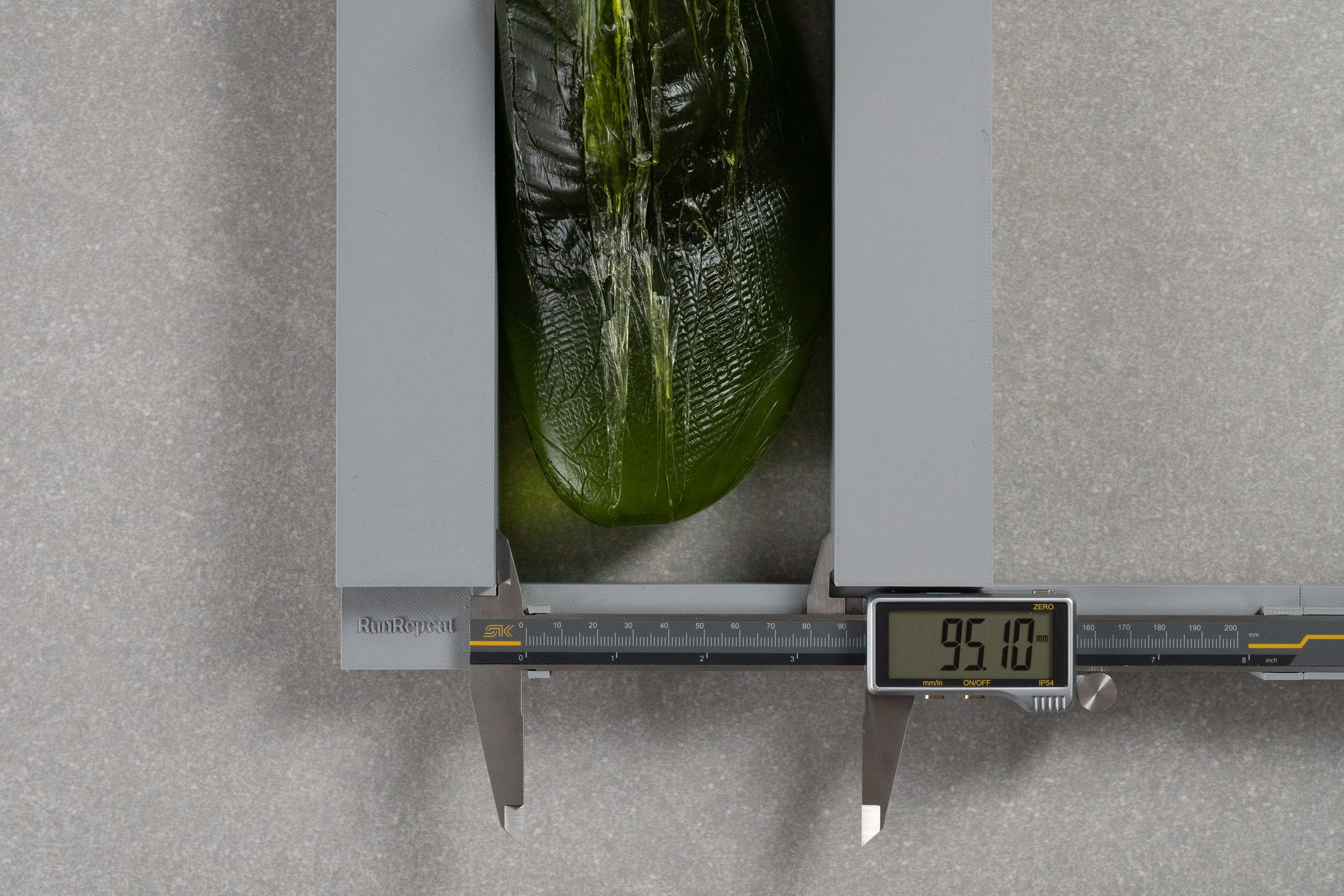 ASICS Magic Speed 5 Width / Fit