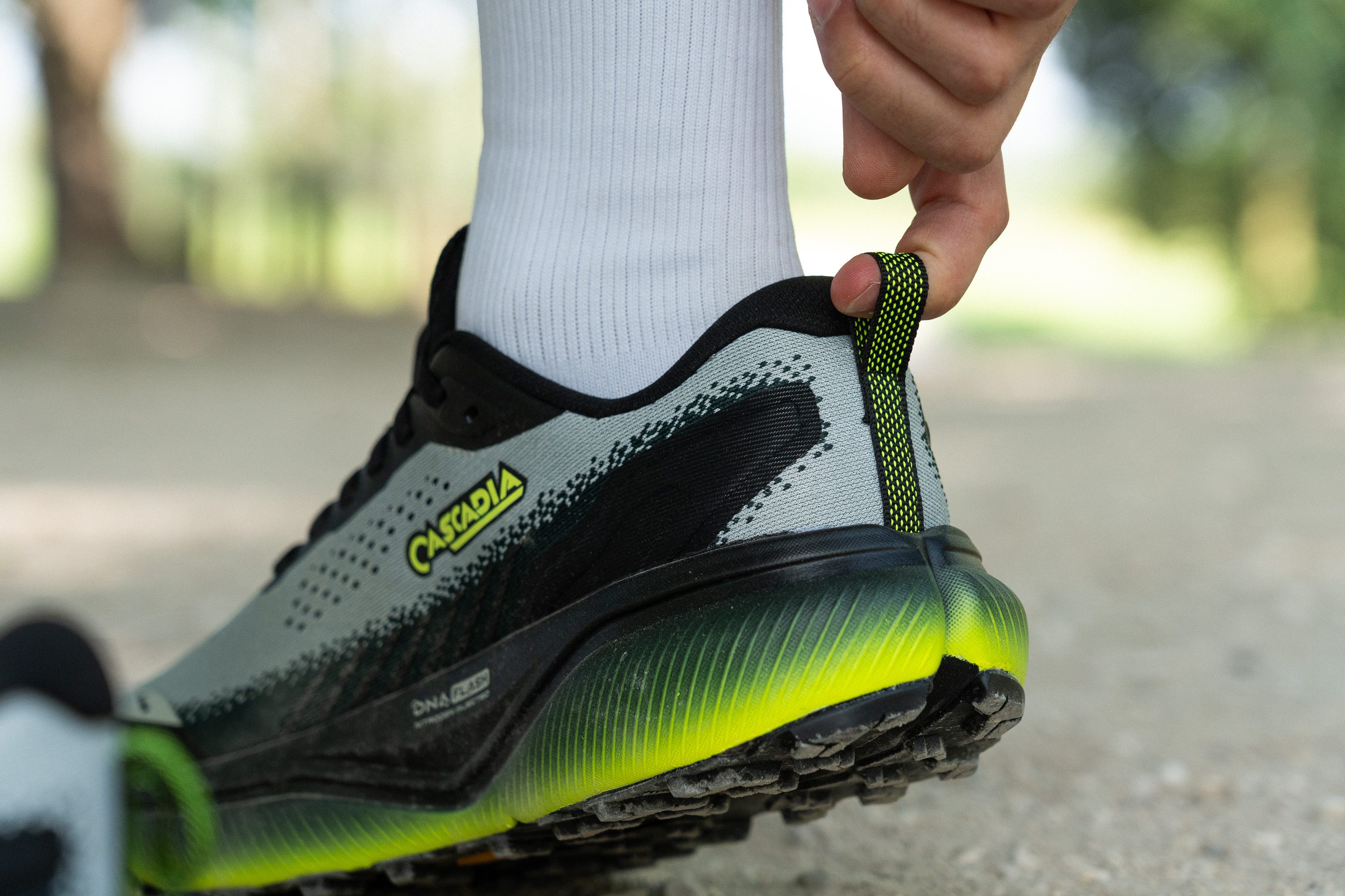Brooks Cascadia 20 Heel tab