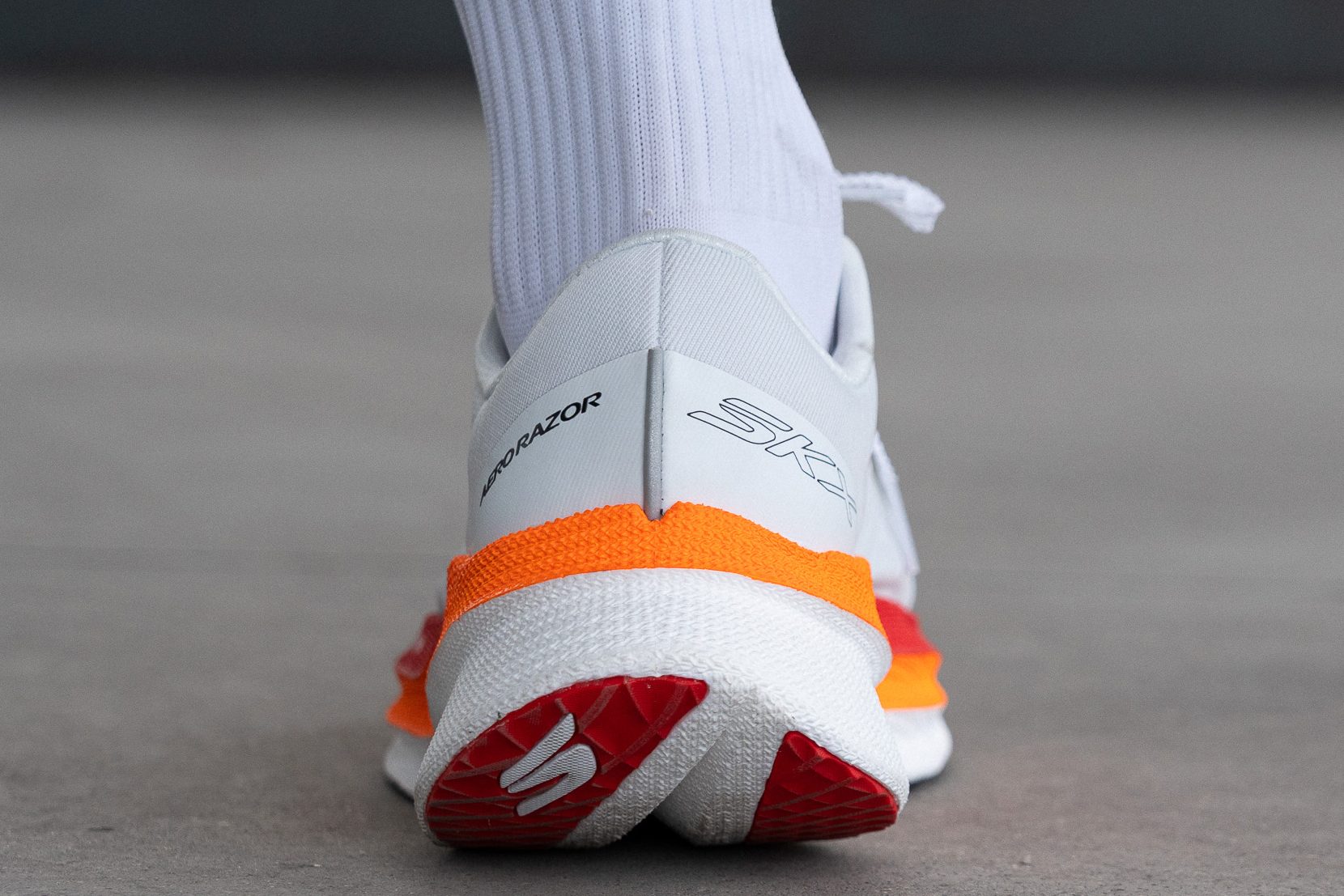 Skechers Aero Razor Heel tab back