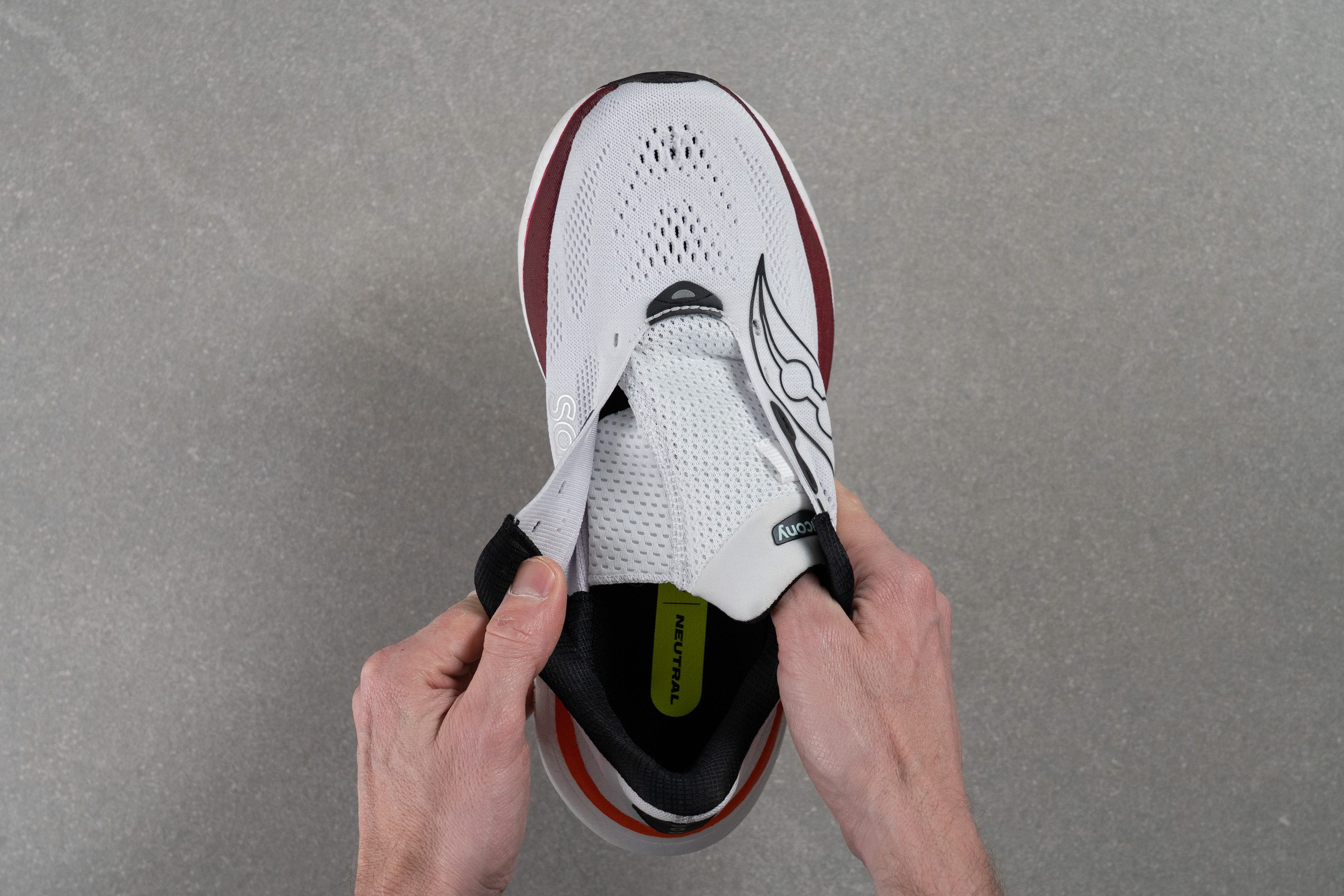 Saucony Ride 19 Tongue: gusset type