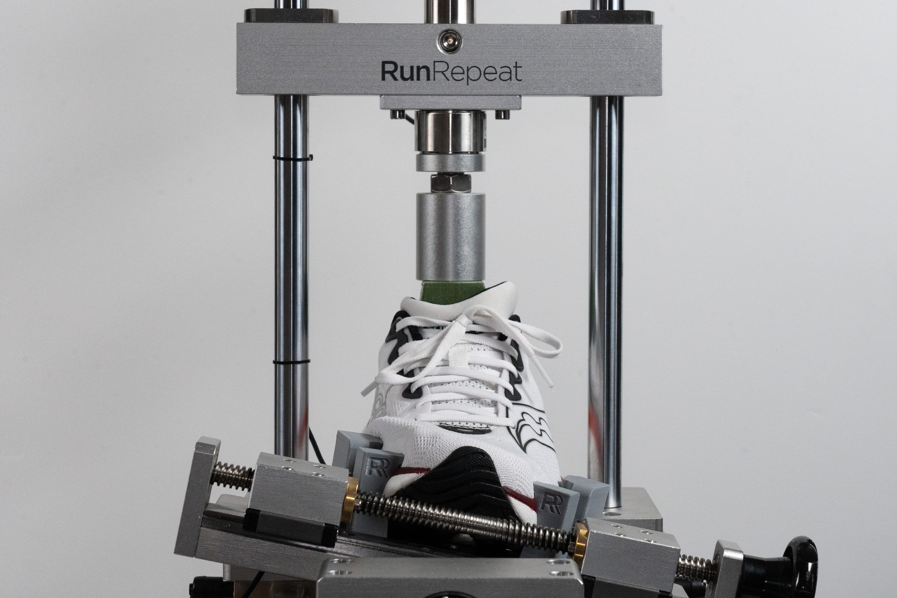 Saucony Ride 19 Torsional rigidity