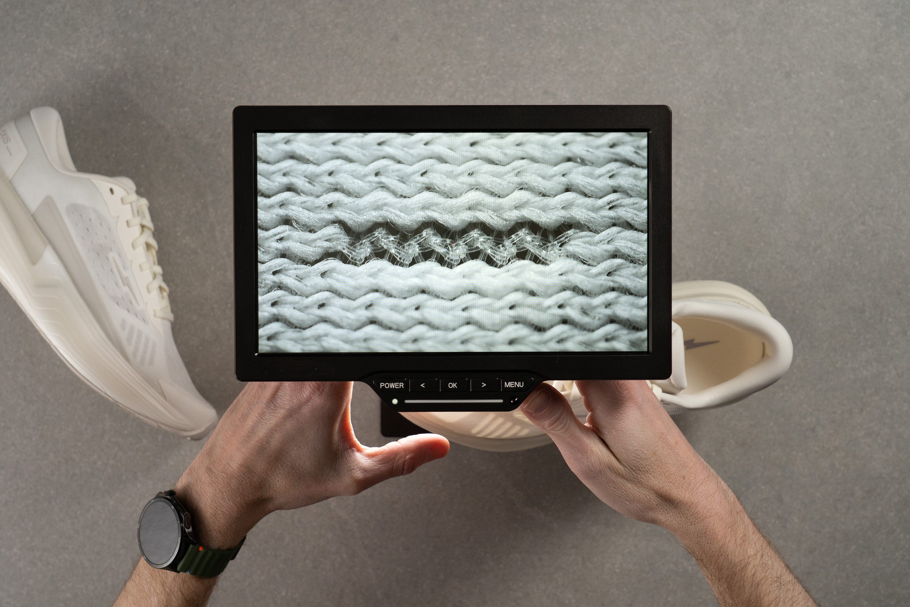 Hylo Athletics Axis microscope